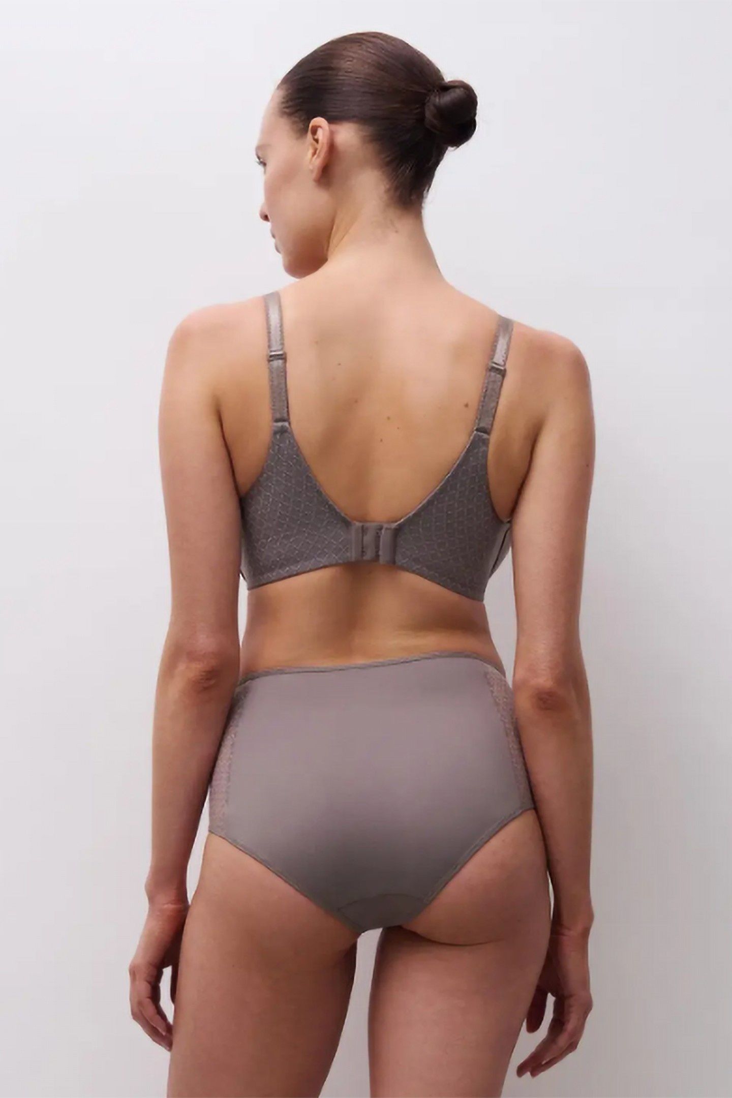CO BRA TSHIRT COVERING BRONZED TAUPE 2
