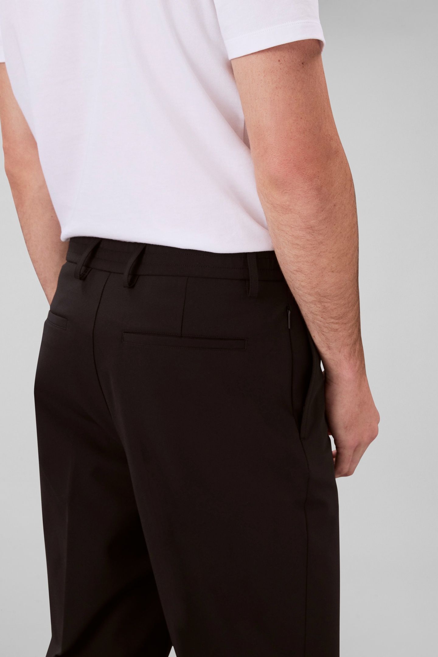 TECH HALF ELASTIC TROUSERS BLACK 4