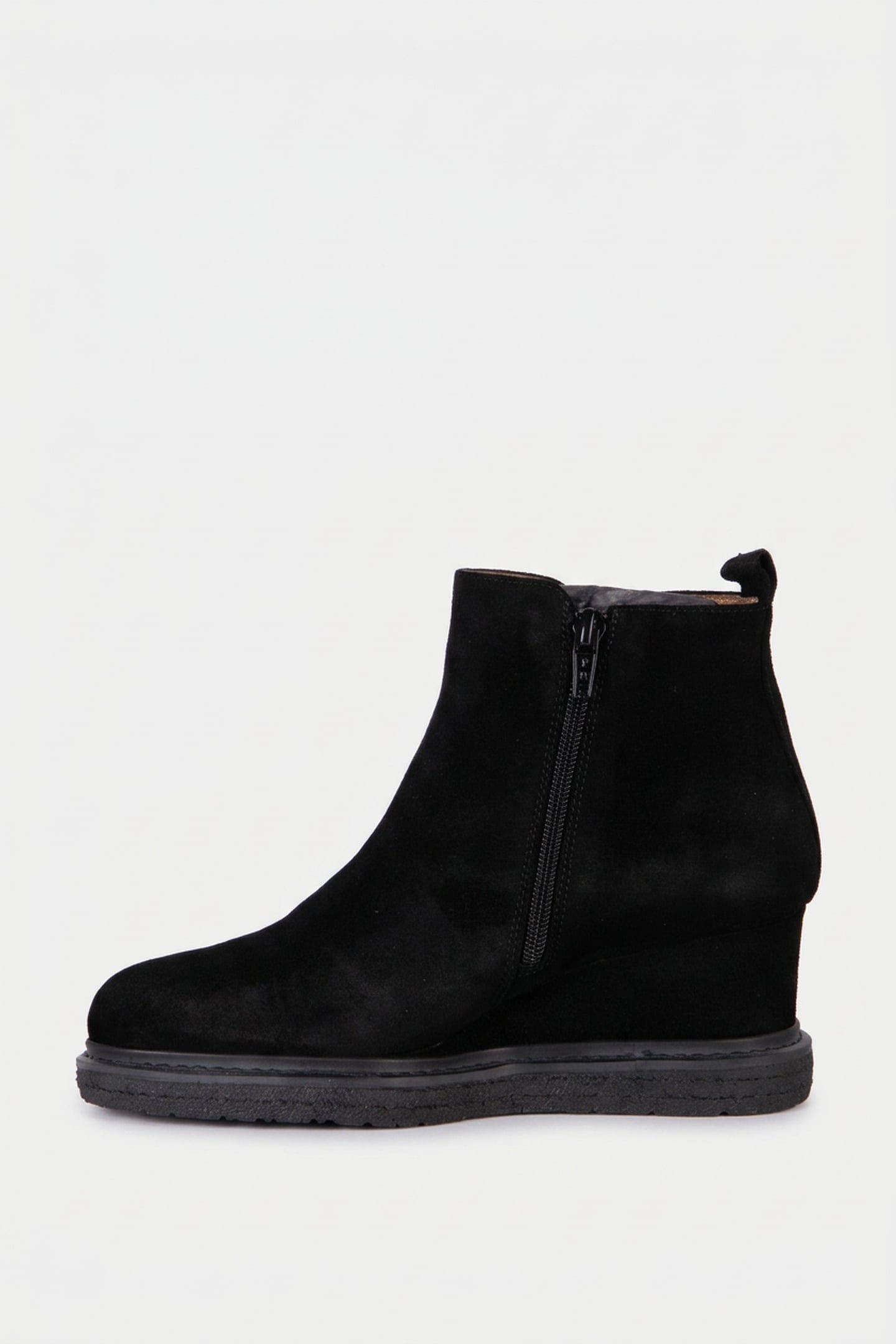 SORIA BLACK 4