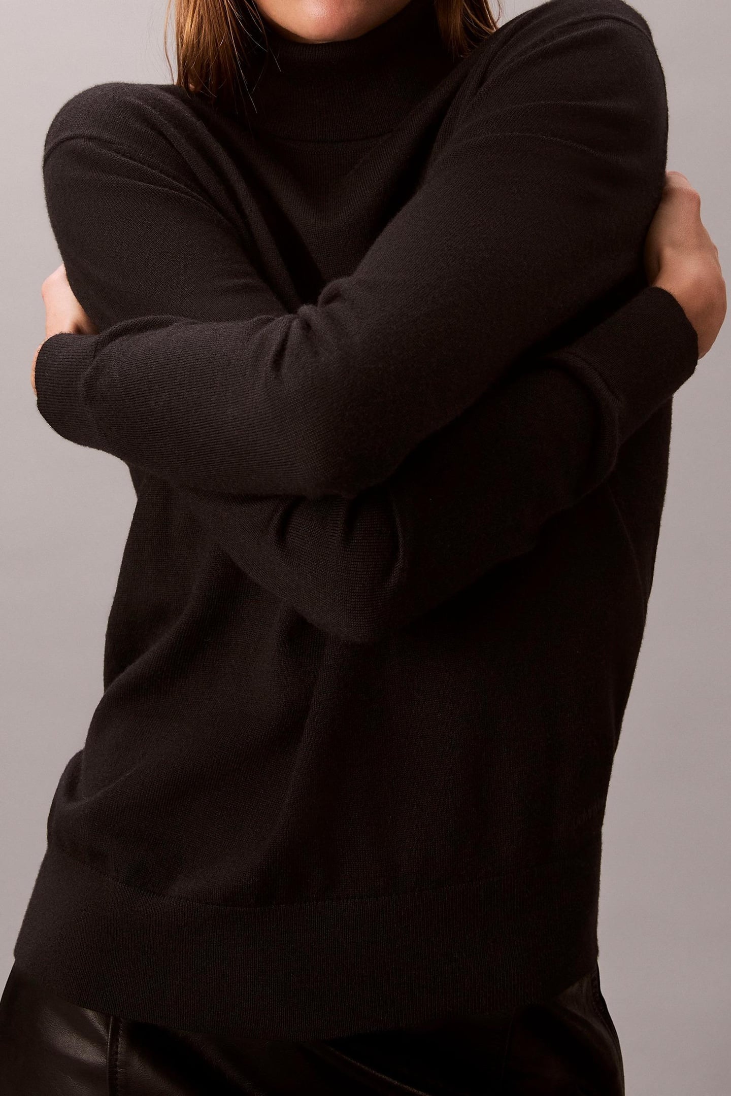 LS T-NECK EXTRAFINE MERINO BLACK 7