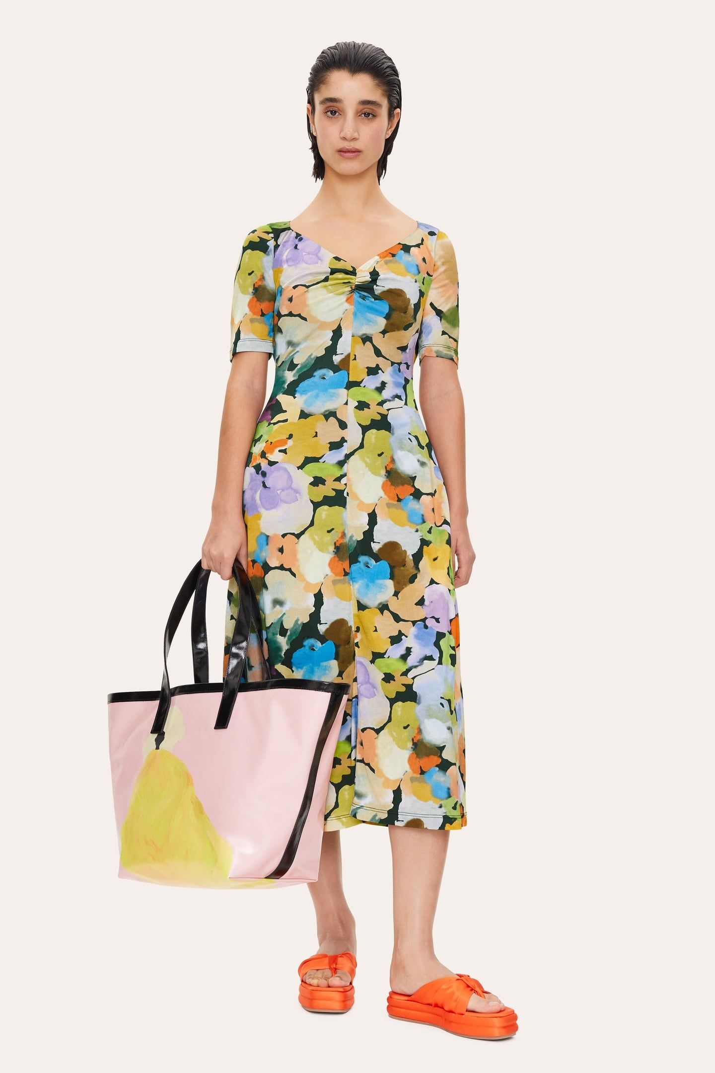 ARON COTTON CANVAS WOMAN 1