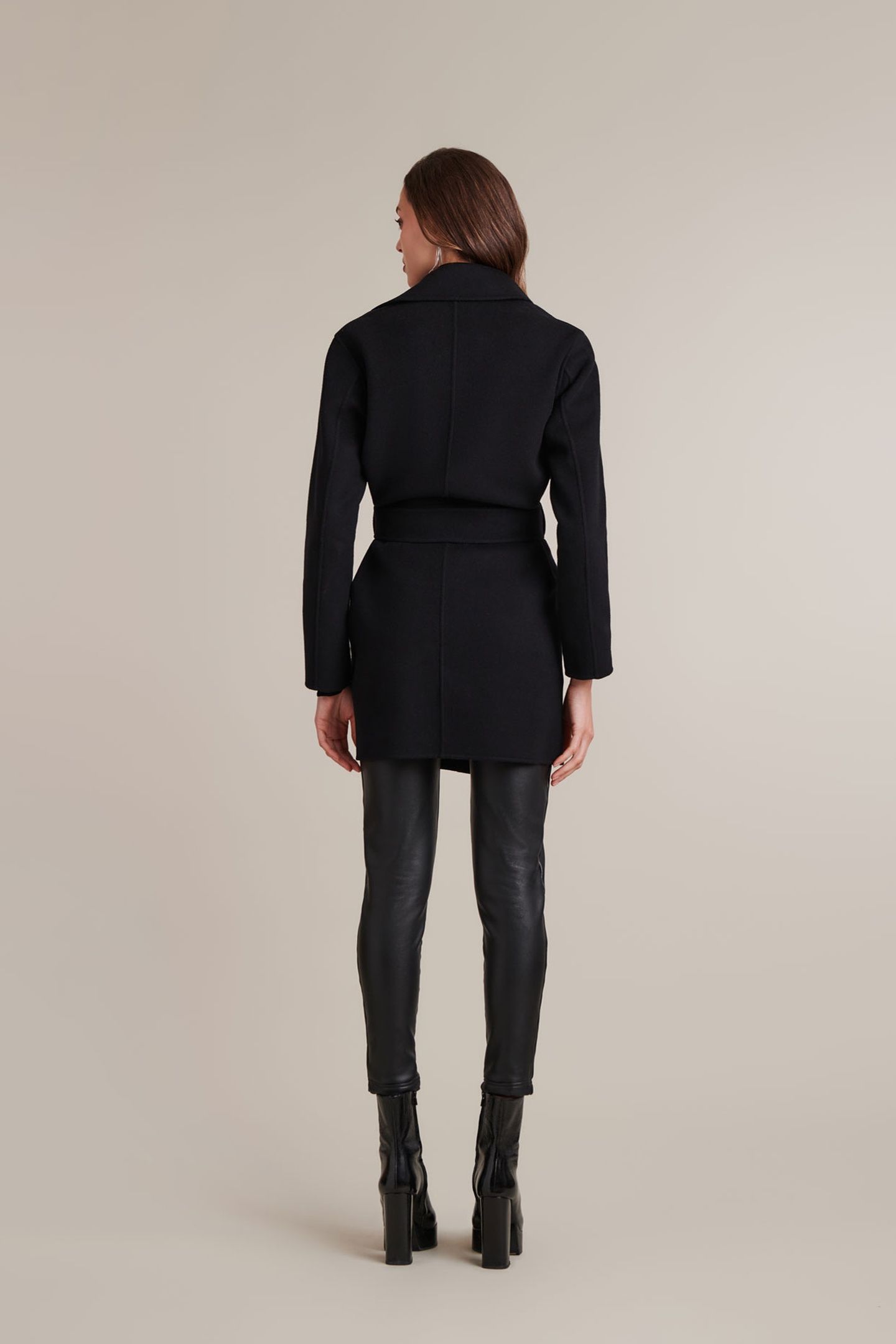 DELACROIX BLACK 2