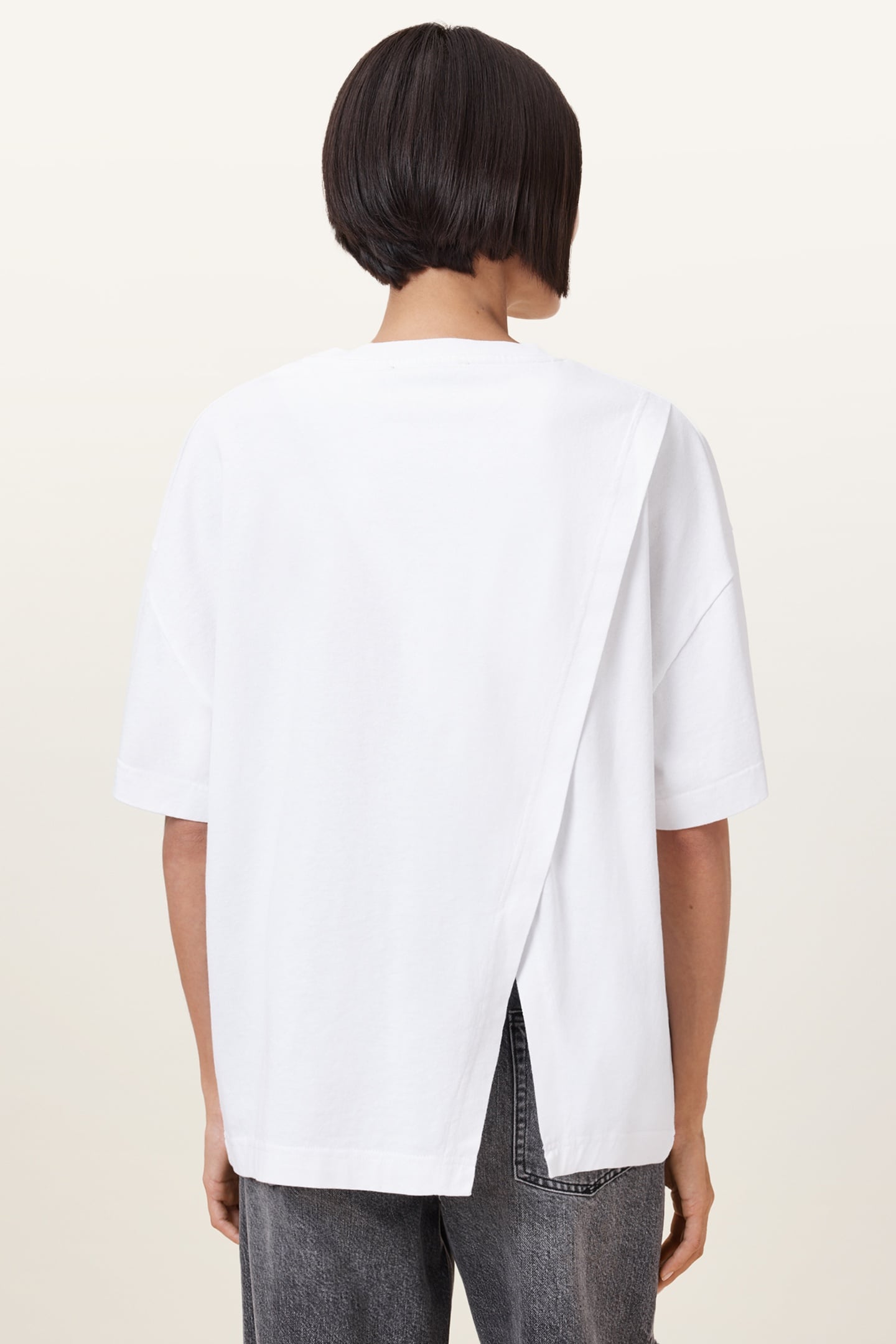 AVRI TEE OPTIC WHITE 3