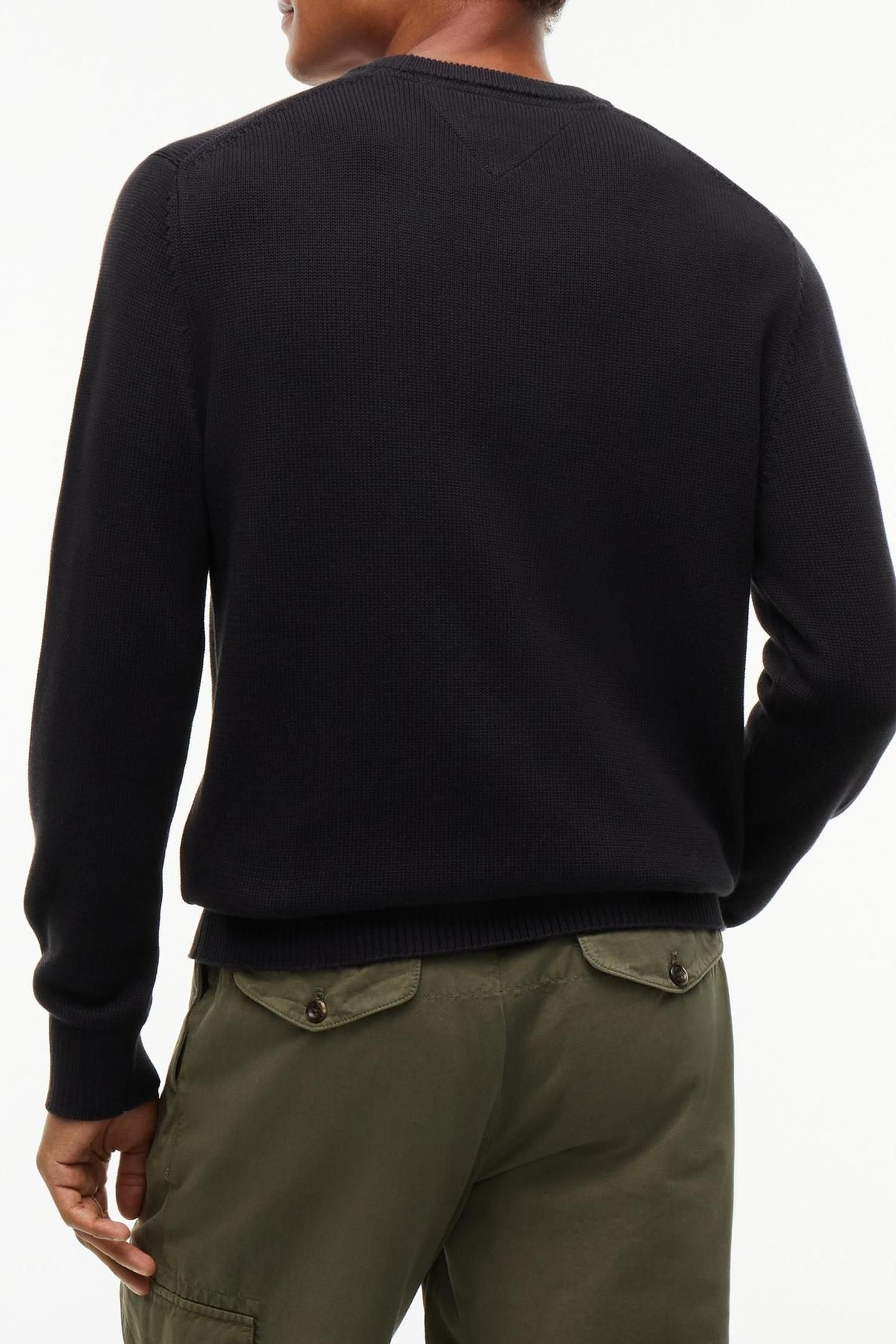TJM SLIM ESSENTIAL SWEATER BLACK 2