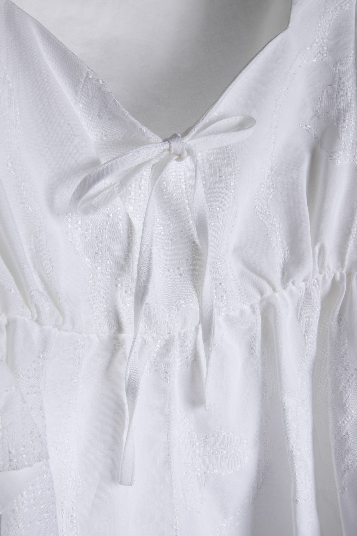 TOP WHITE 4