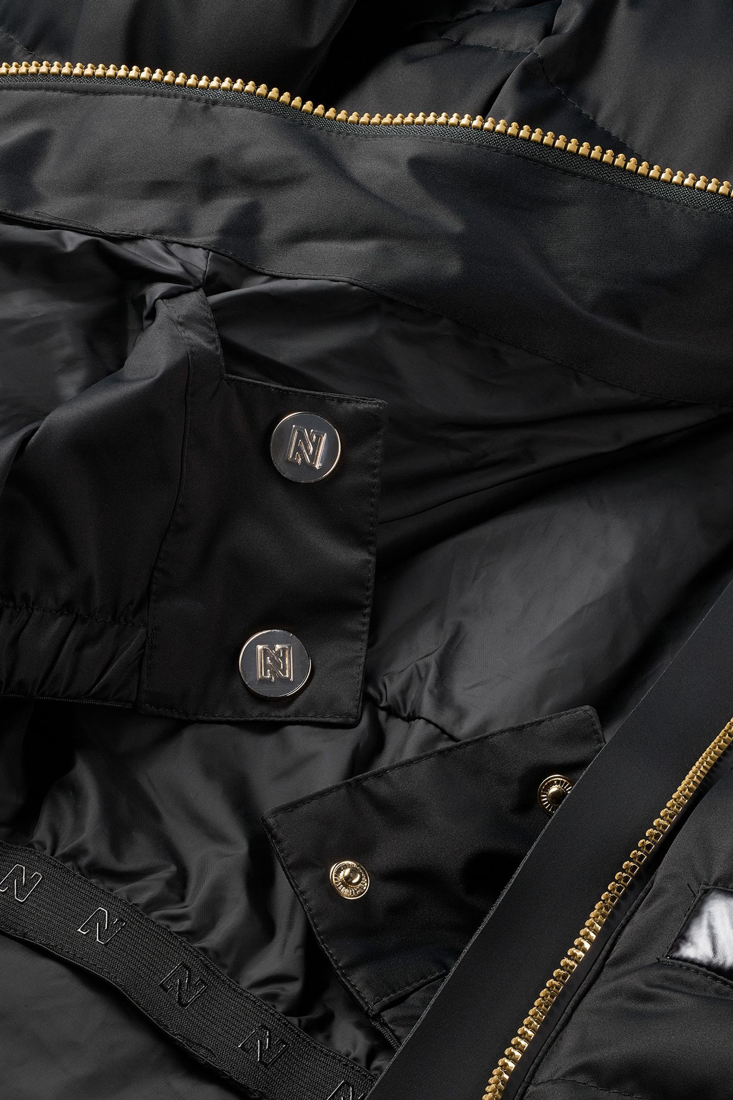 NORTH LACQ JACKET BLACK 5