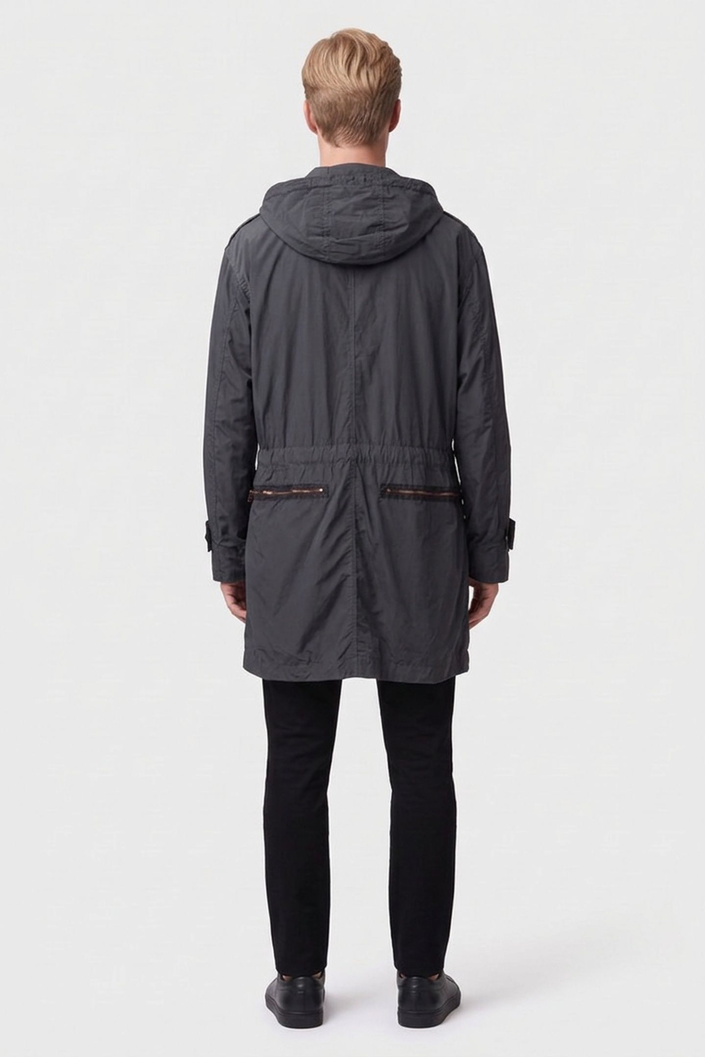 OUTERWEAR BLACK 2