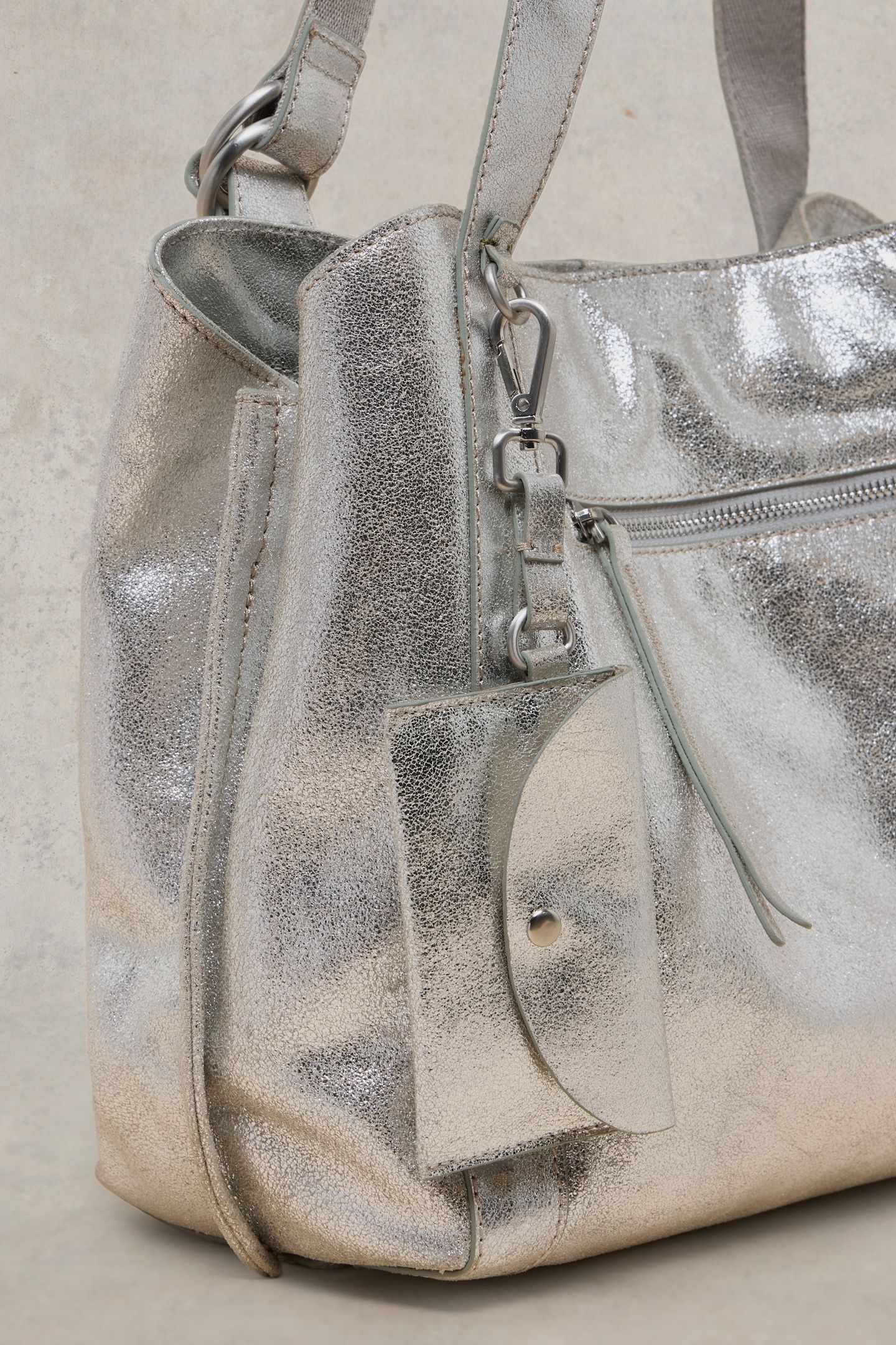 HANNAH LEATHER TOTE SILVER TONE METALLIC 3