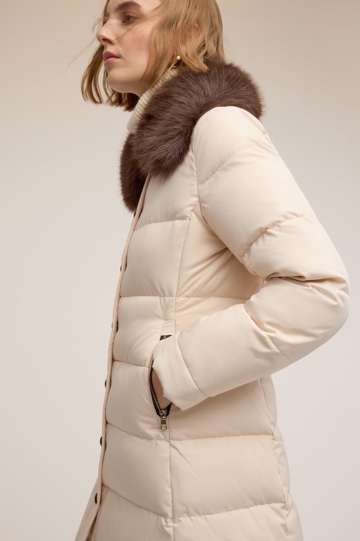 LONG DOWN JACKET WITH HIGH COLLAR WHITE 4