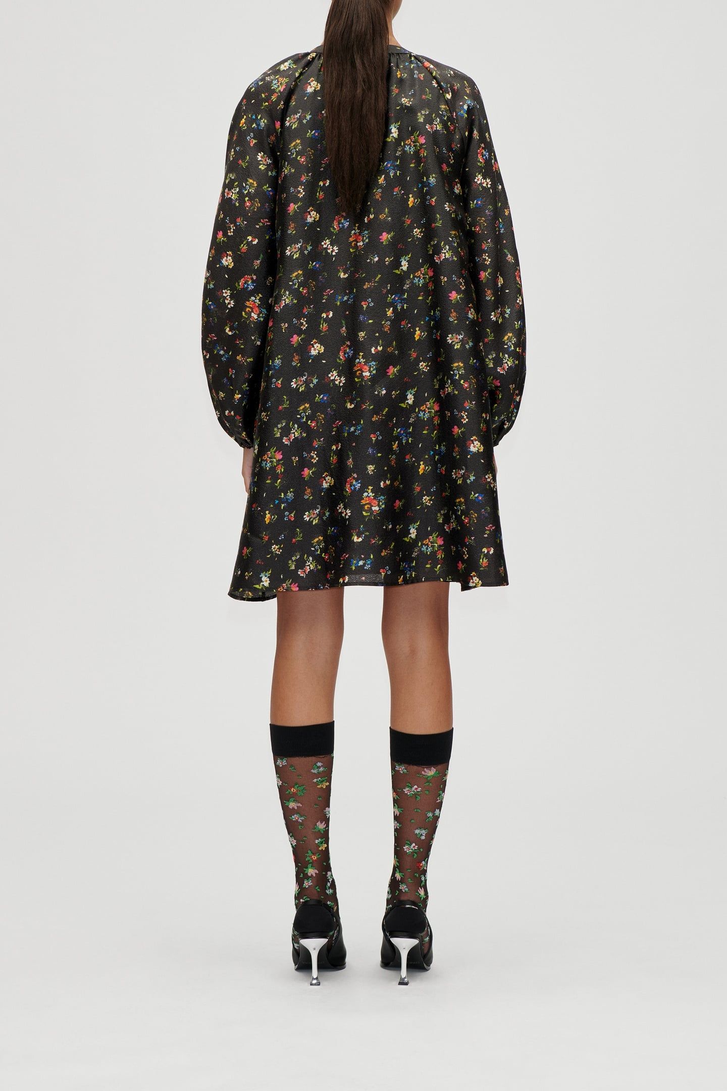 VOLUMINOUS BOW DRESS MAGNOLIA GARDEN 2