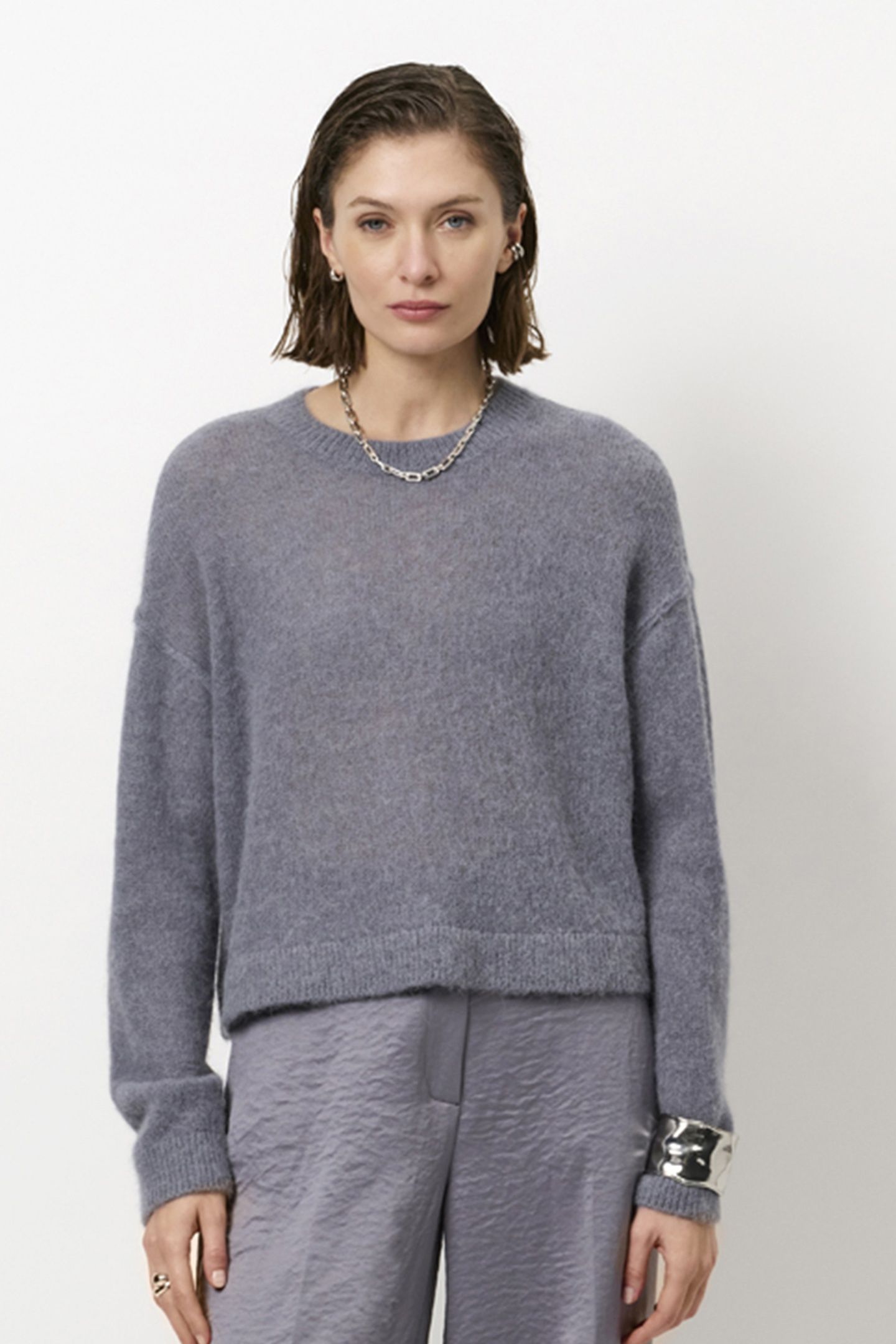 ARIAMA CREWNECK SWEATER THUNDER BLUE 1