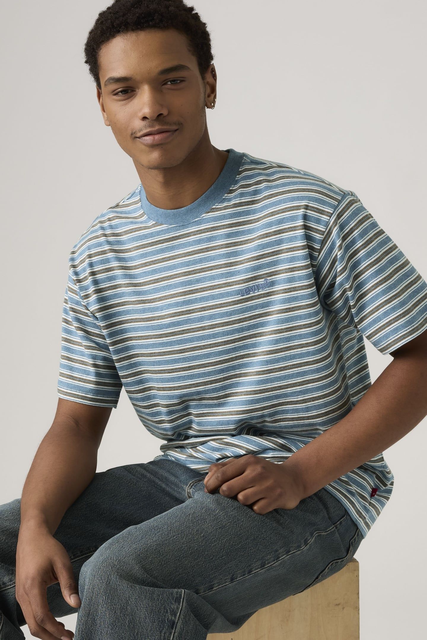 RED TAB™ VINTAGE TEE 4