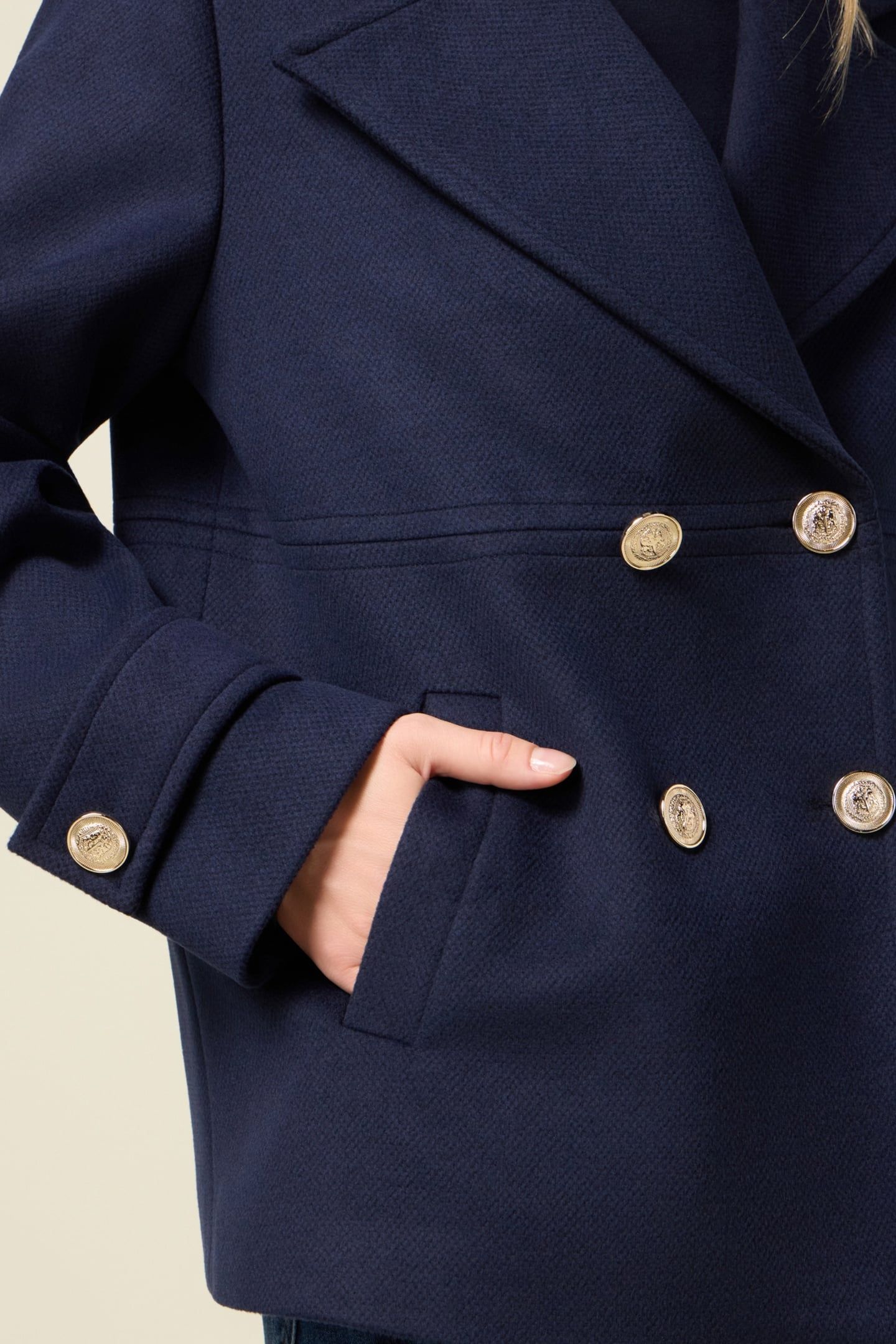 DOUBLE-BREASTED COAT IN DRAP BLUE 4