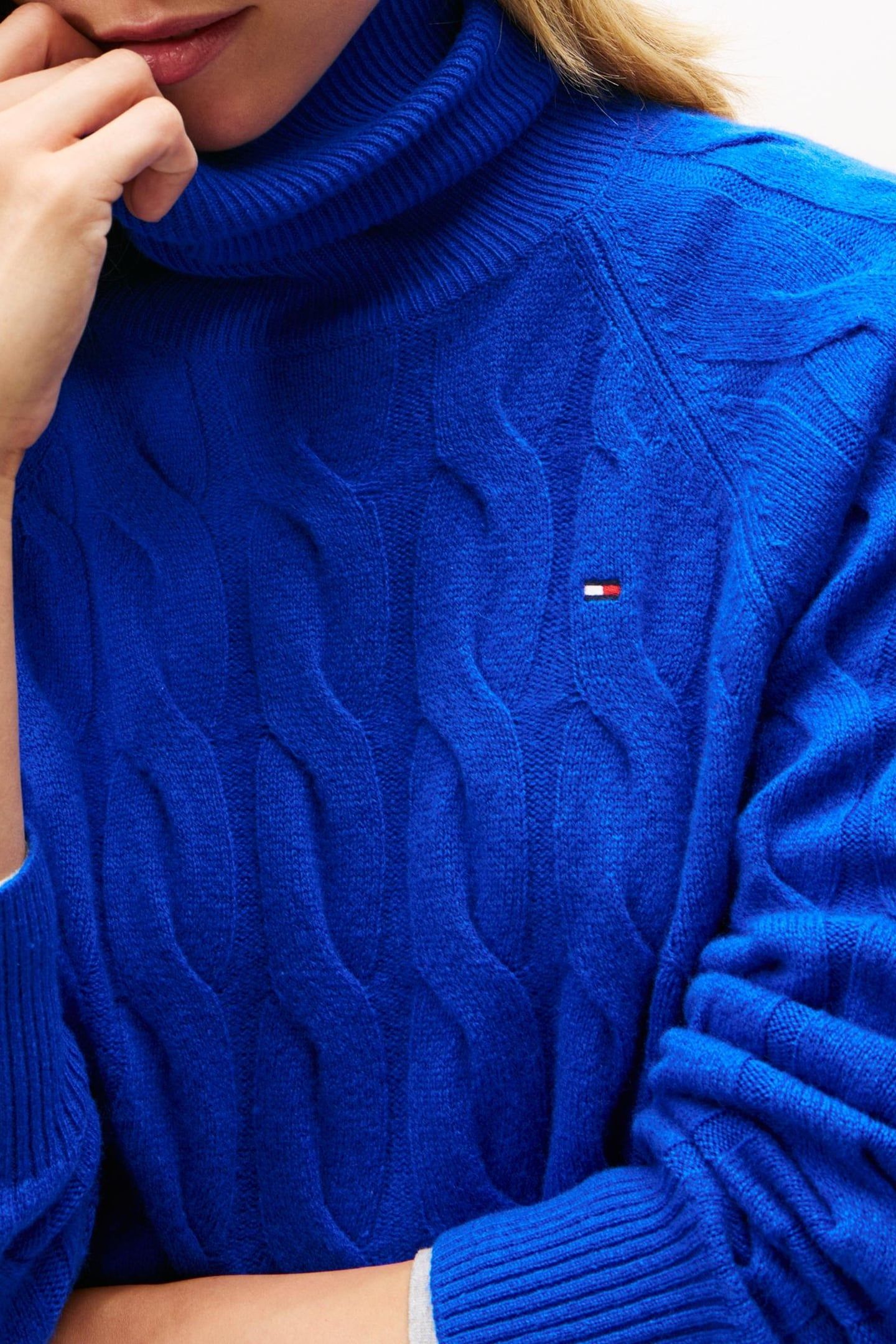SOFT WOOL CABLE ROLL NECK COBALT 5