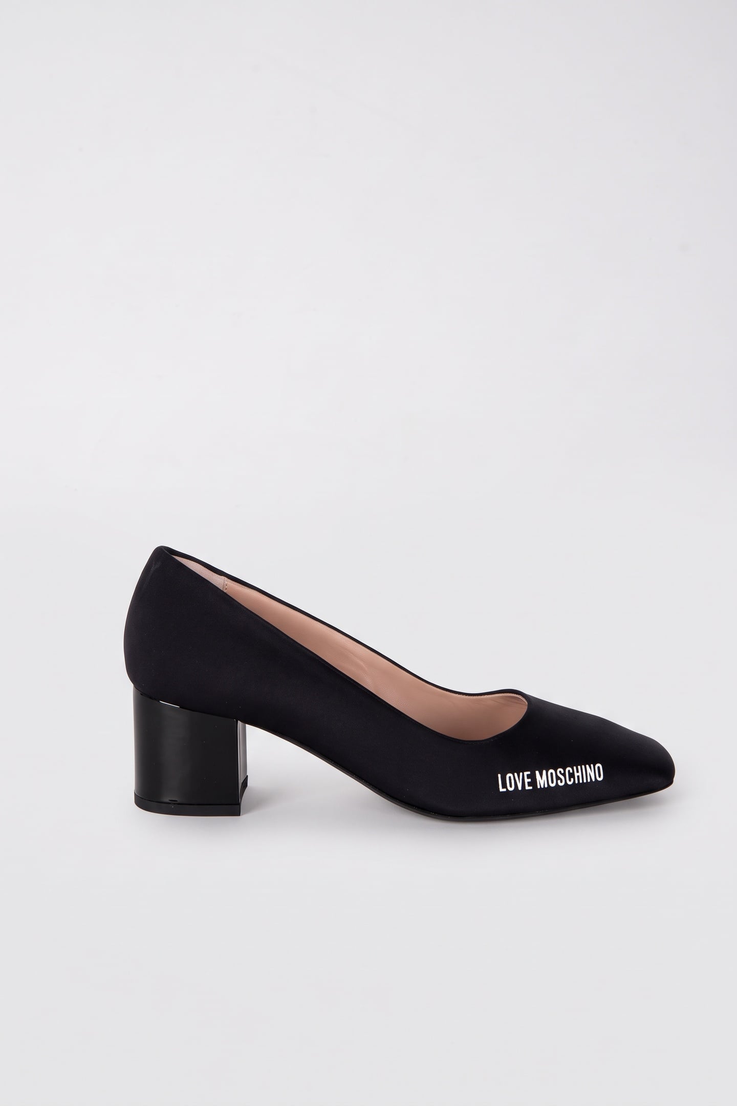 PUMP BLACK 1