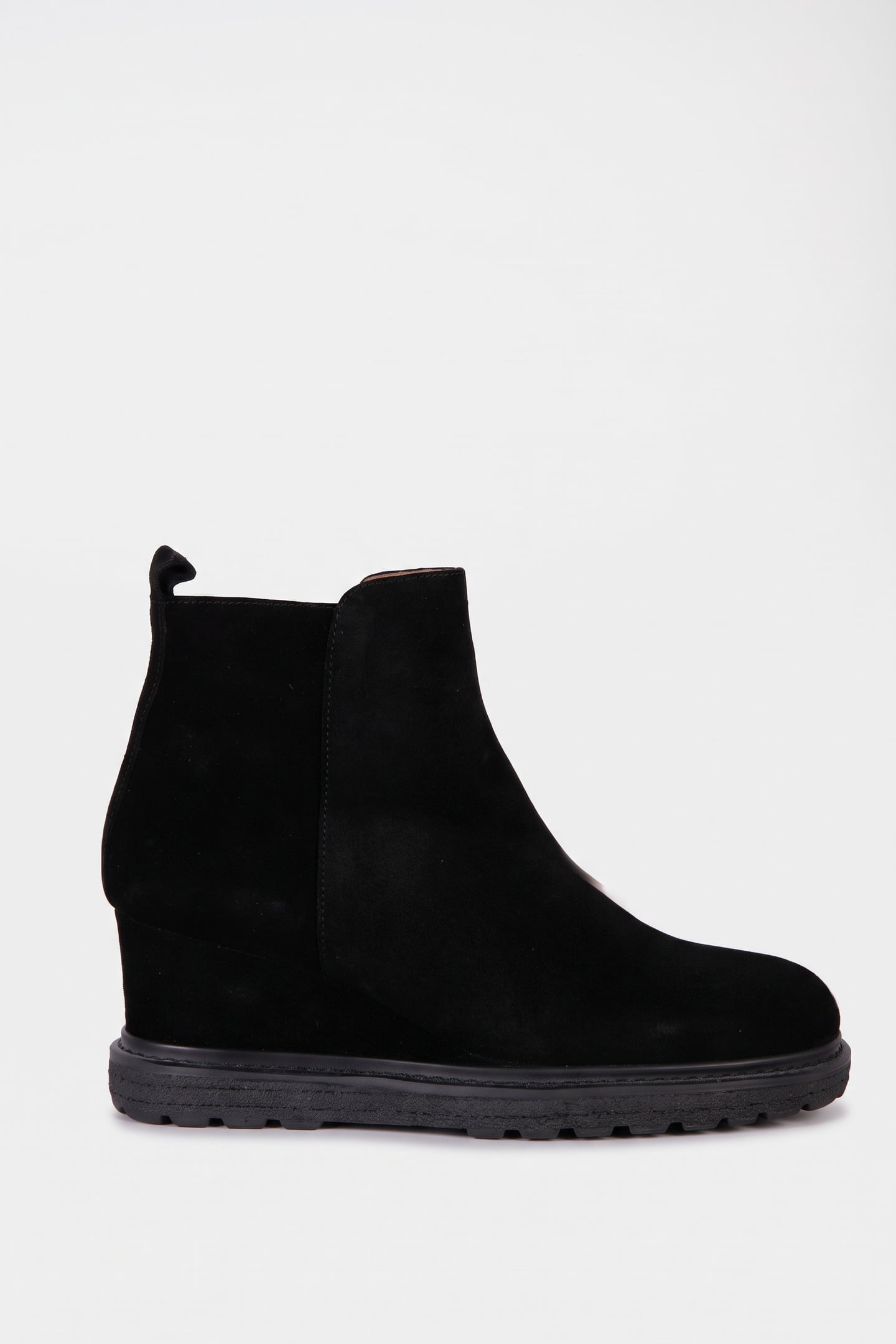 SORIA BLACK 5