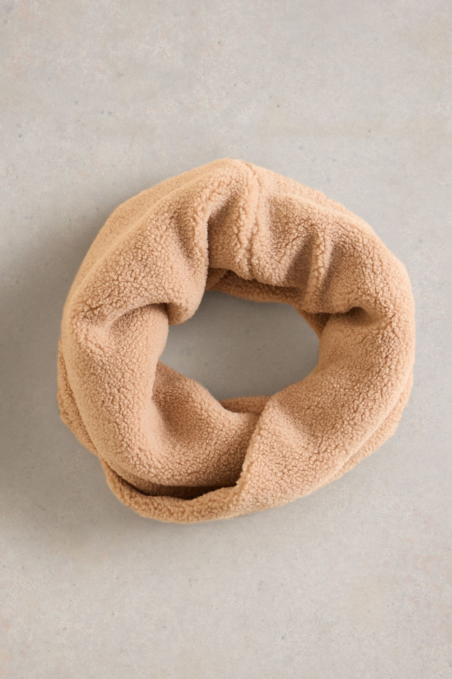 BORG SNOOD LIGHT NATURAL 2