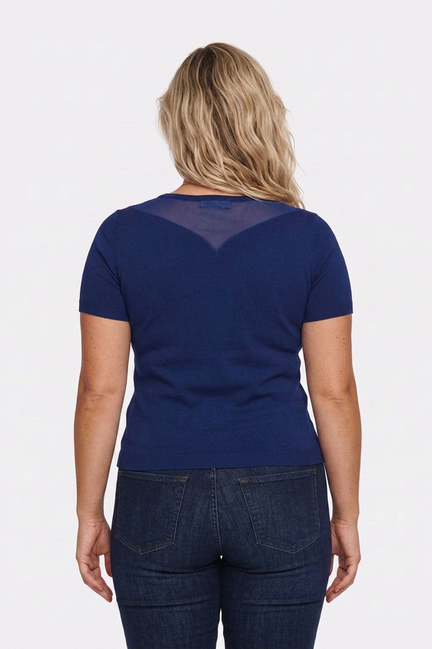 KNITWEAR BLUE 2