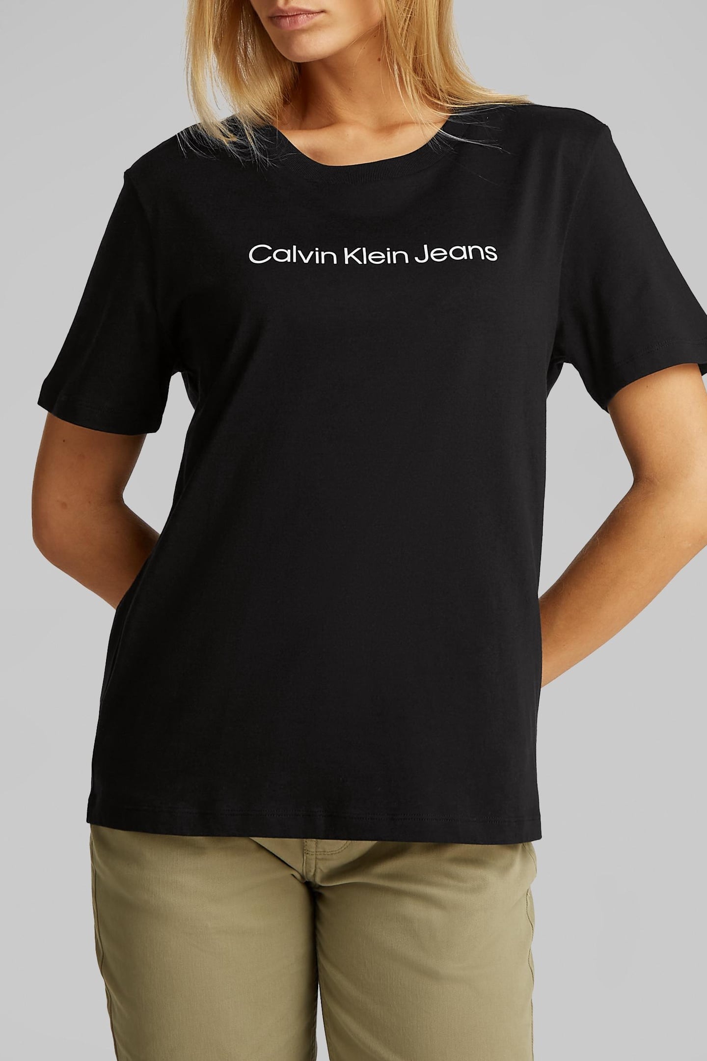 INST LOGO STRAIGHT T-SHIRT BLACK 1