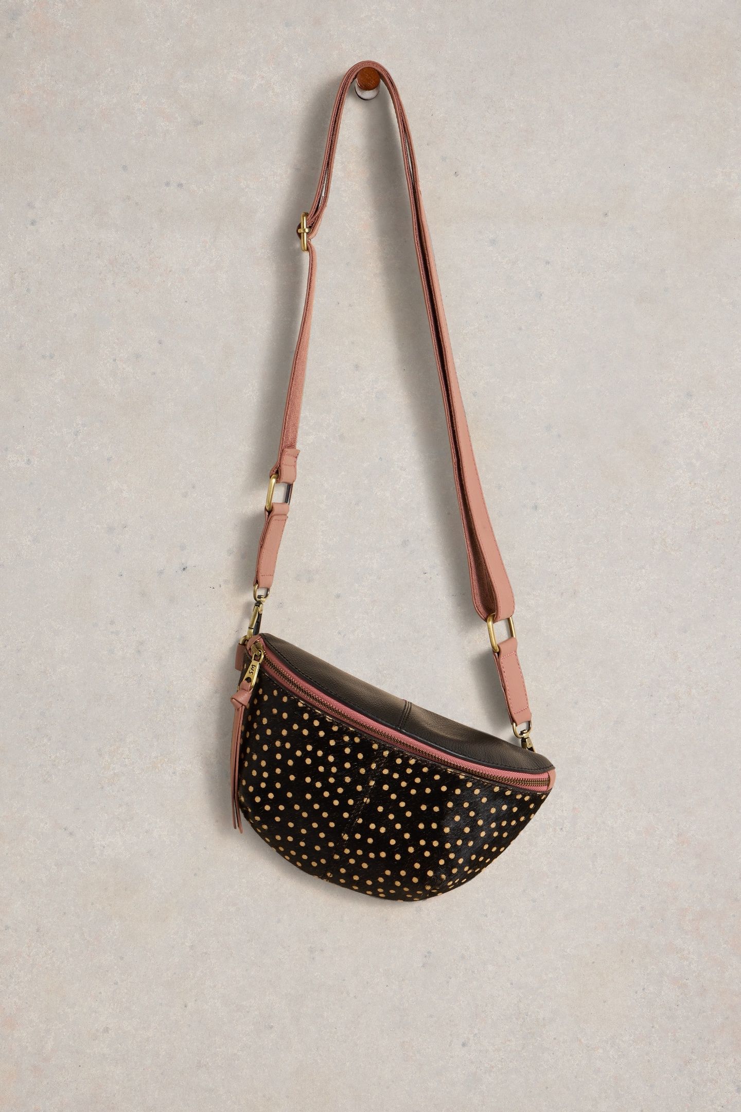 MINI SEBBY LEATHER SLING BAG BLACK MULTI 2