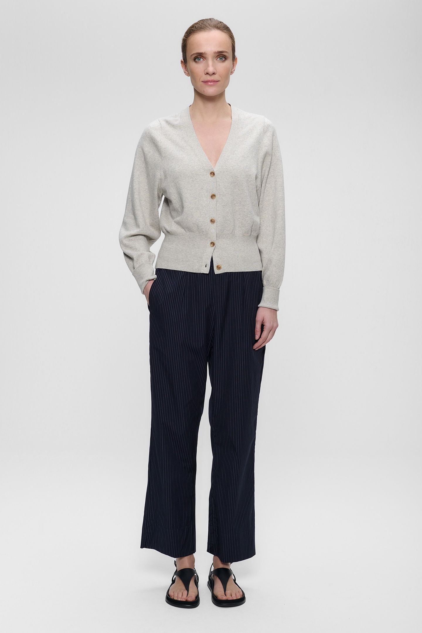 COTTON CASHMERE V-NECK CARDI LIGHT GREY MELANGE 4
