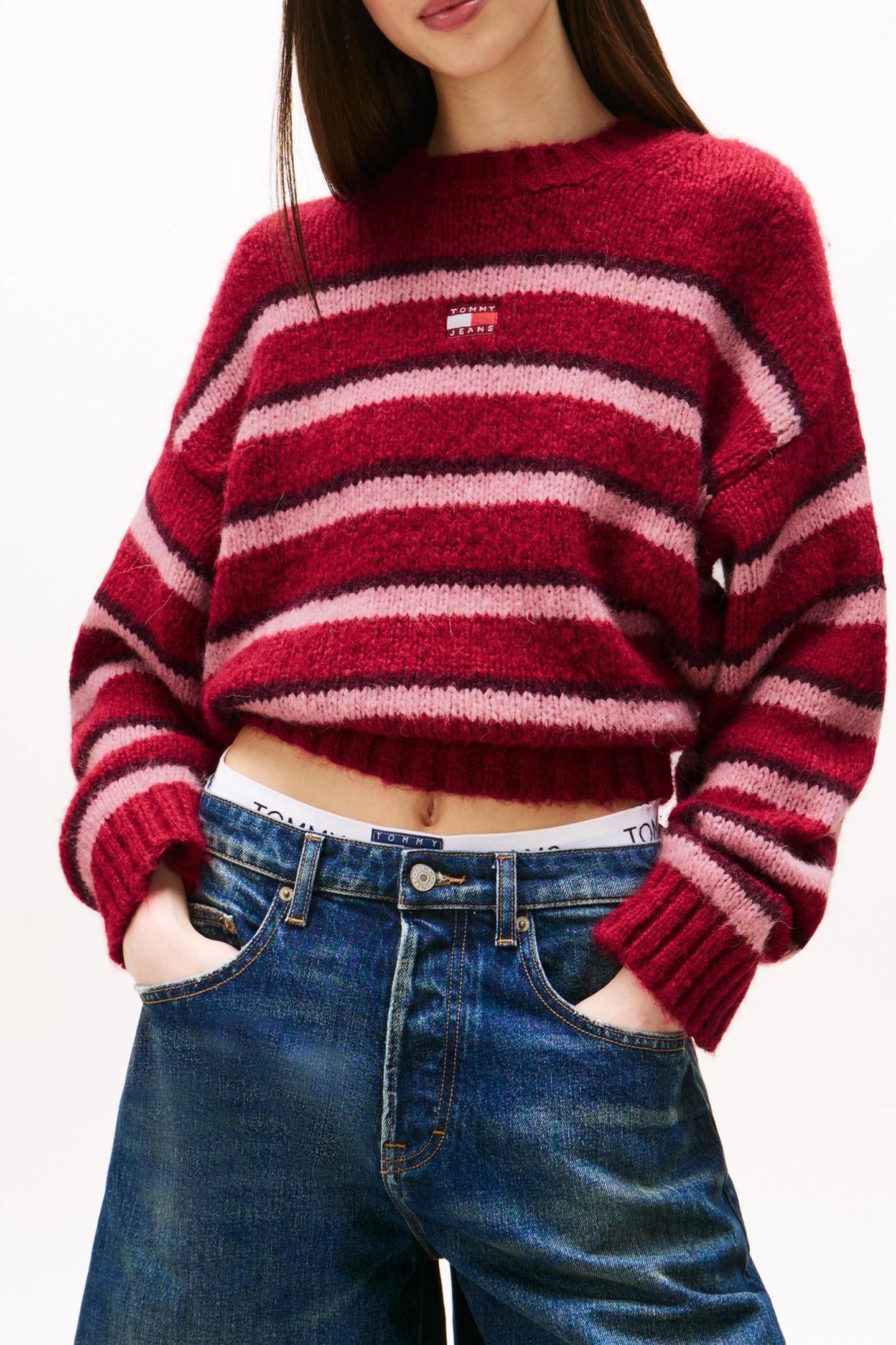 TJW BADGE STRIPE SWEATER RUBY RHUBARB/STRIPE 1
