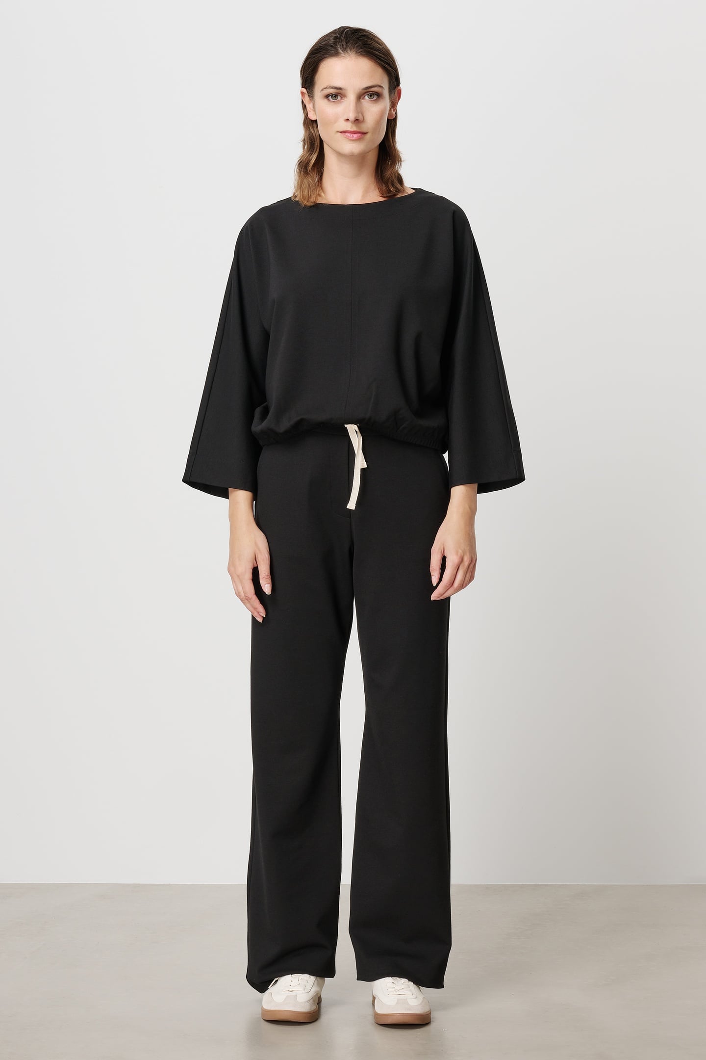 ABBY TOP BLACK 2