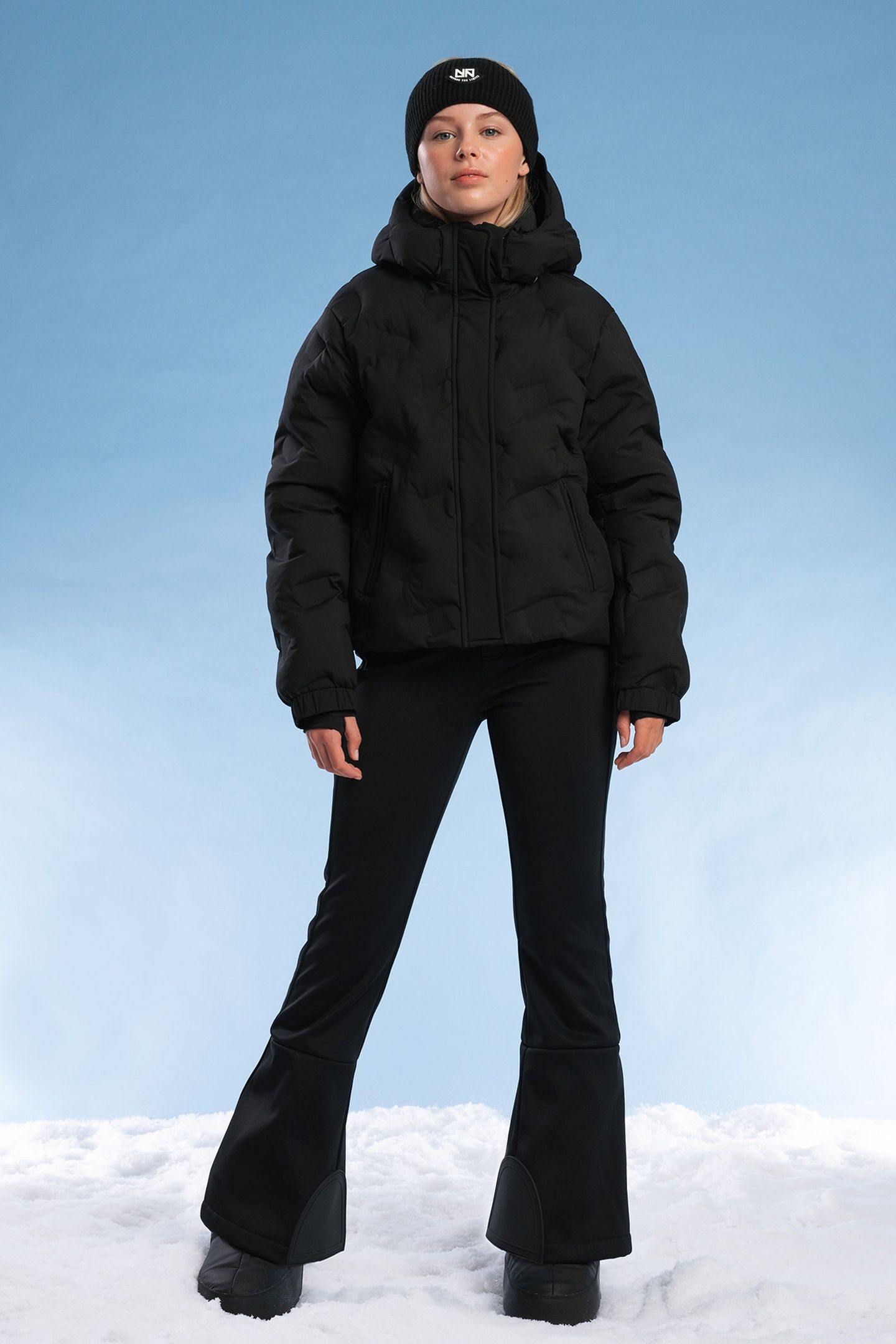 YVIE SKI JACKET BLACK 1