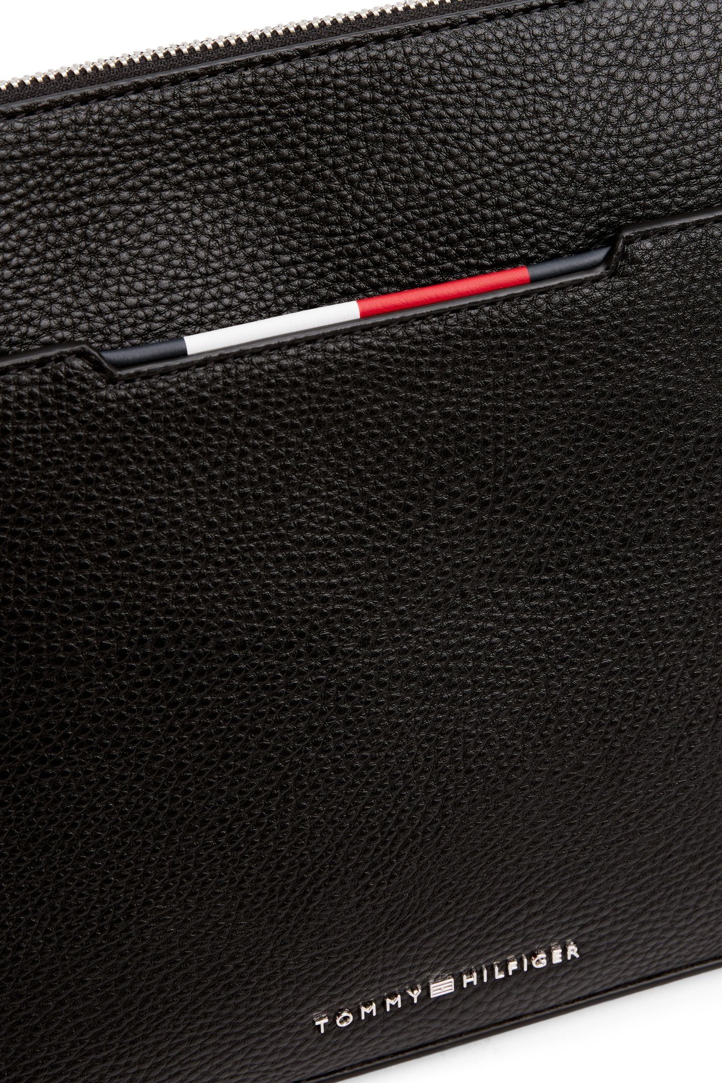 TH CENTRAL POUCH BLACK 4