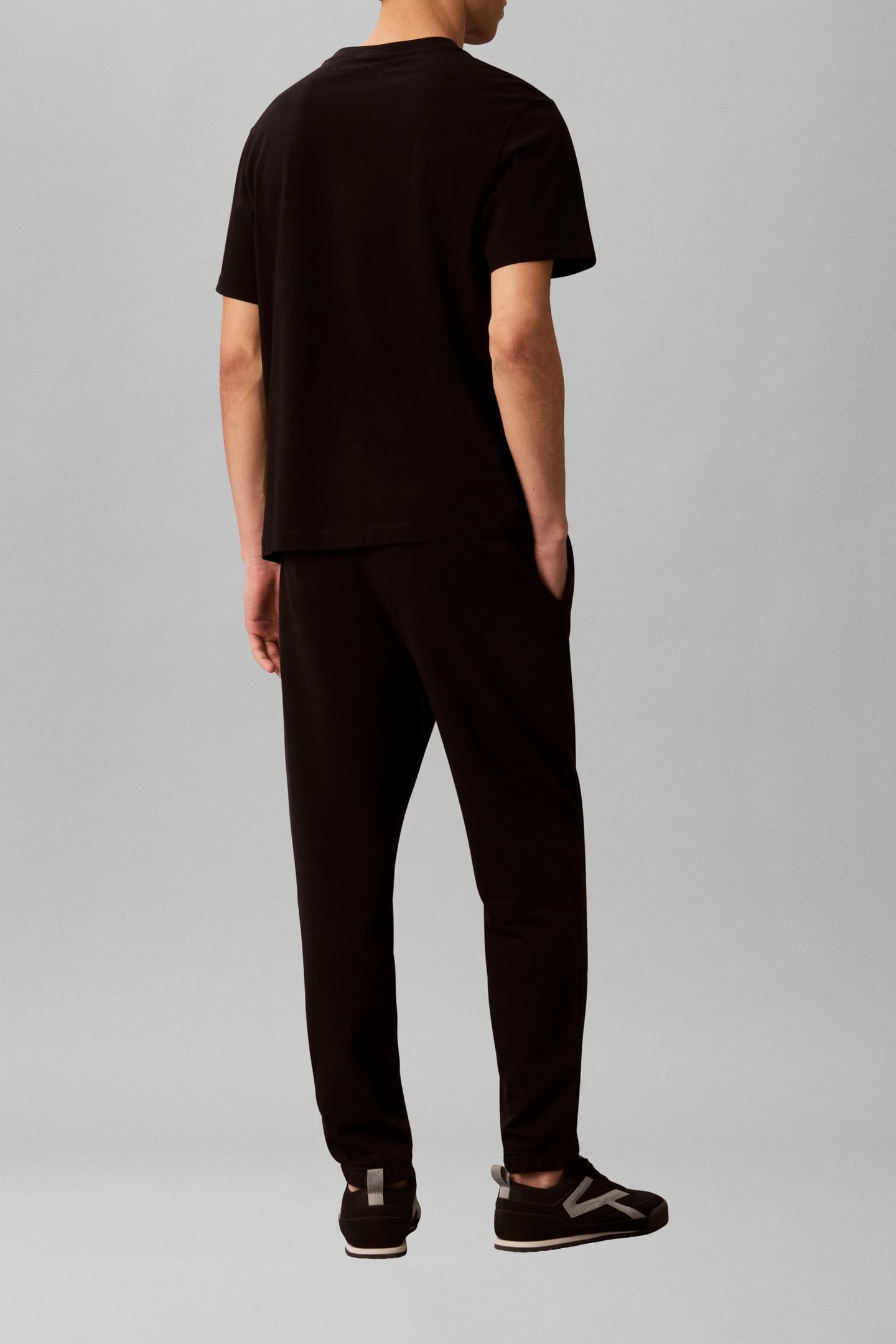 350TERRY MONOGRAM BLACK 2