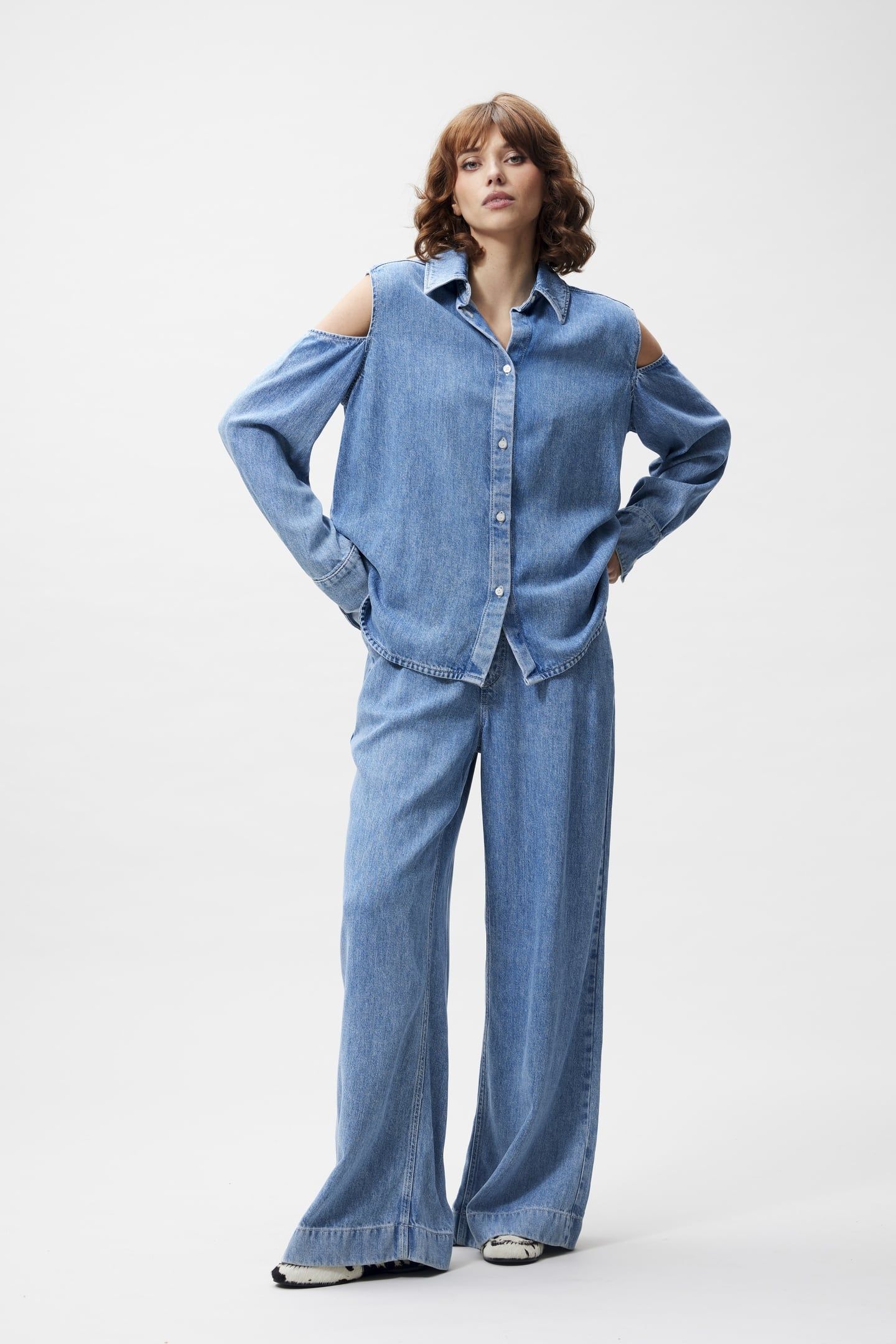 OPEN SHOULDER DENIM BLOUSE BLUE 1