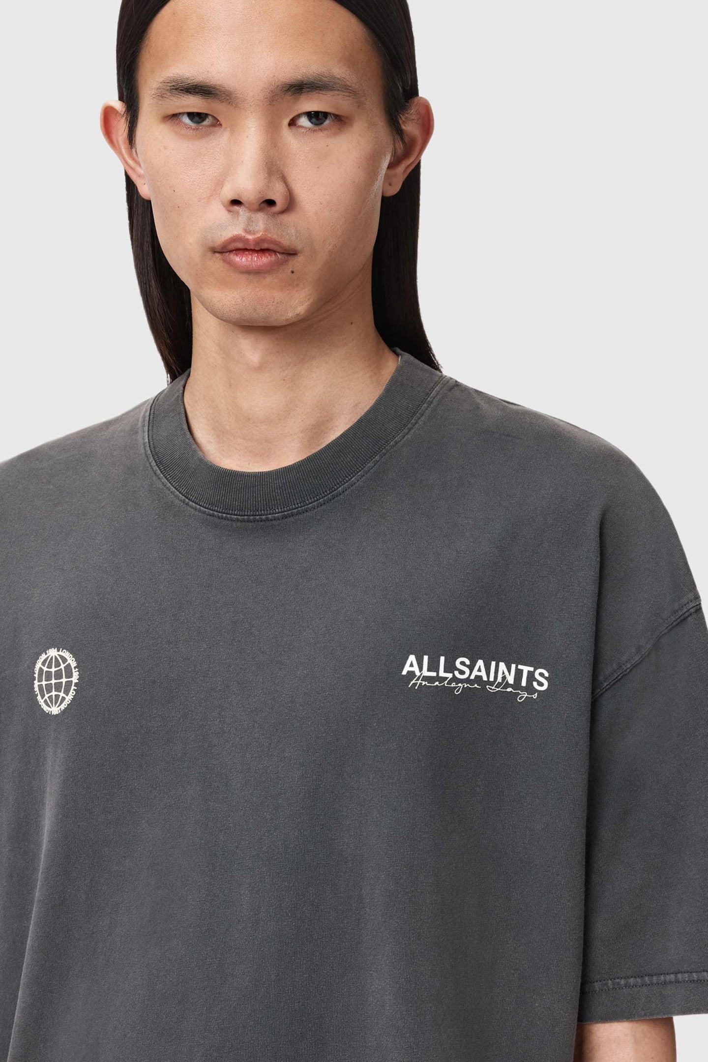 EMBLEM SS CREW WASHED BLACK 7