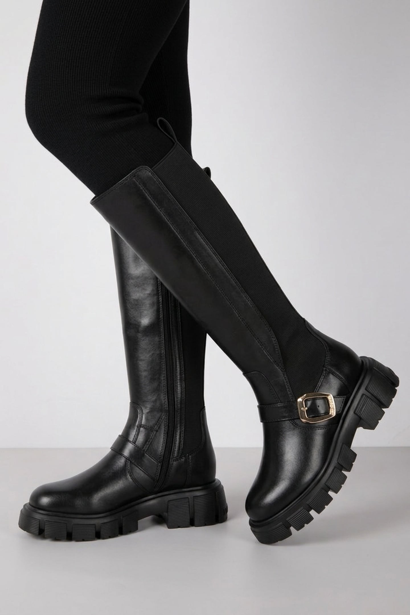 BOOTS BLACK 3