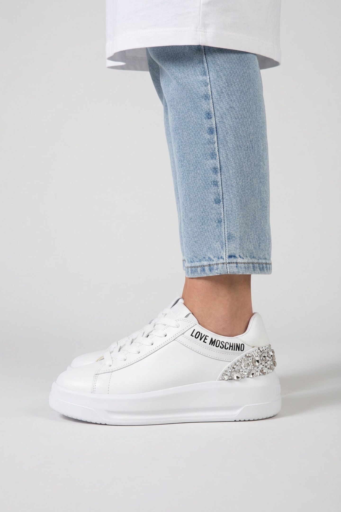 SNEAKERS WHITE 4