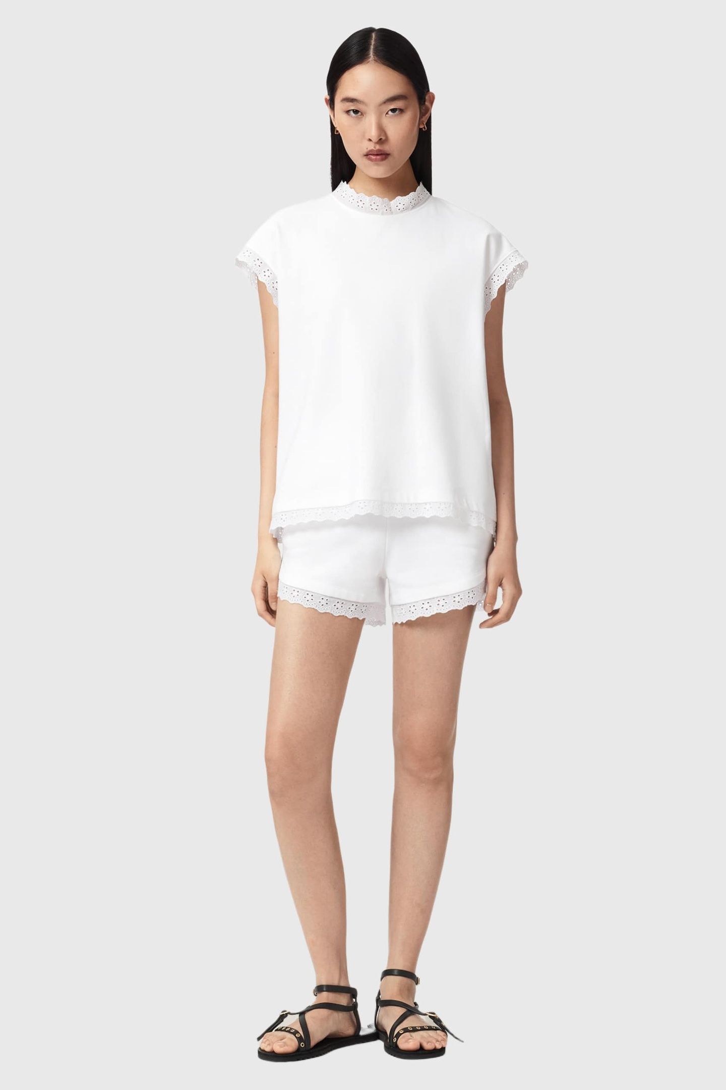 LELE LACE SHORT OPTIC WHITE 1