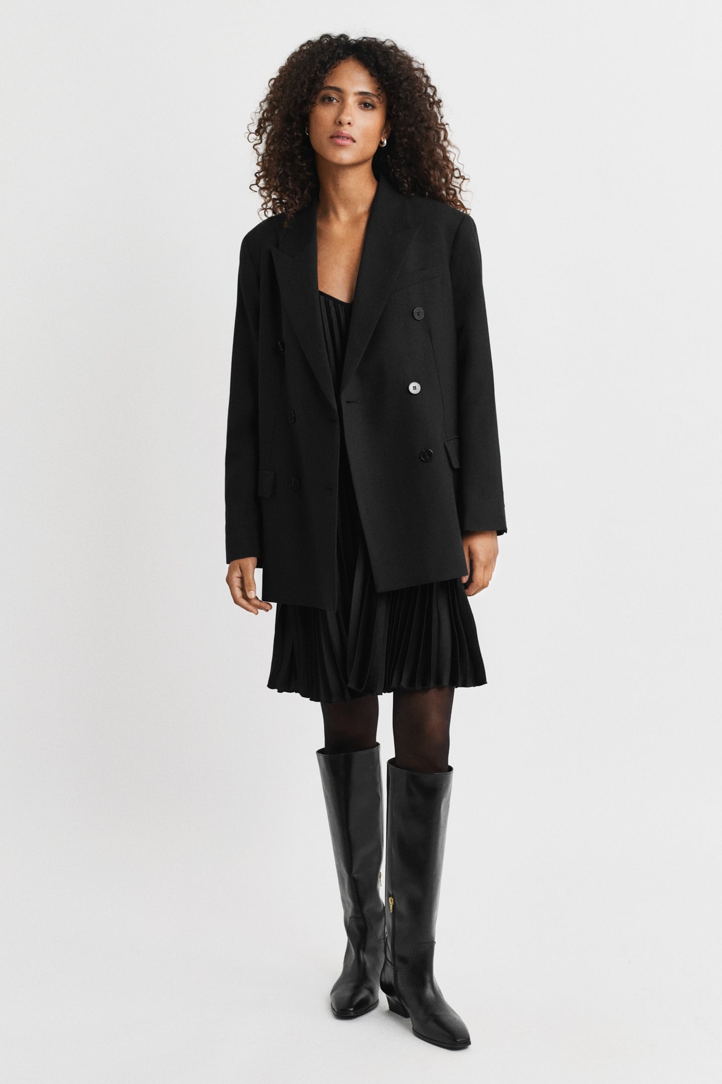 SATEEN PLEATED MINI STRAP DRESS BLACK 2
