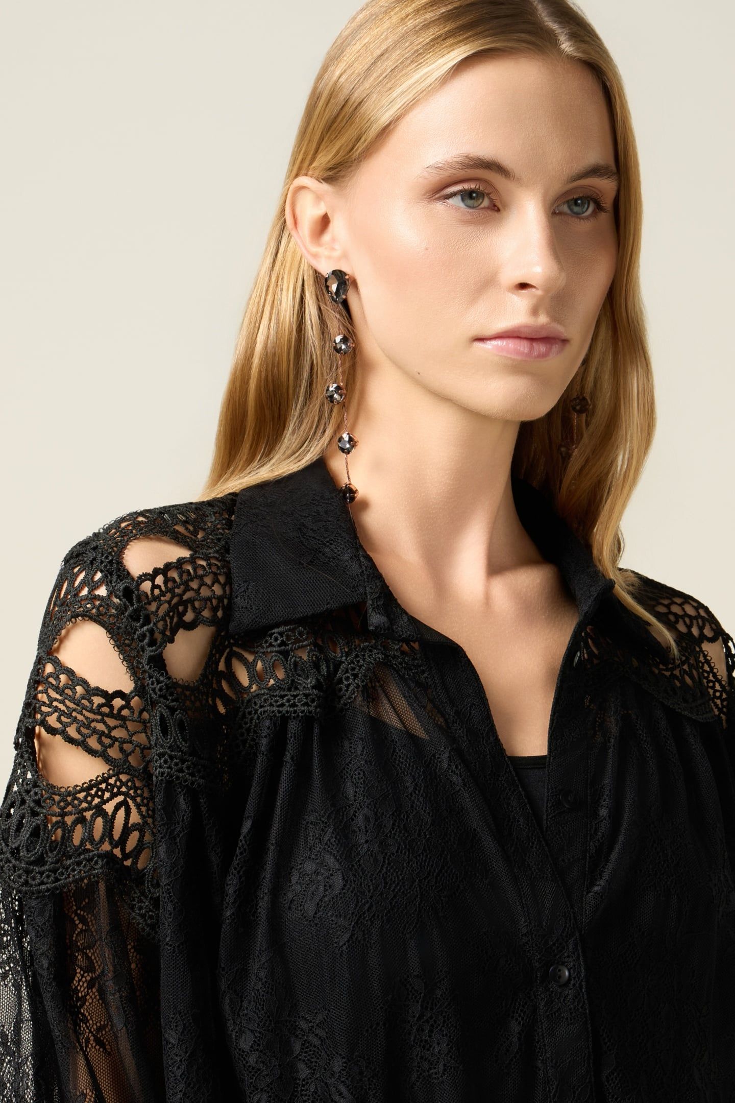 LACE SHIRT BLACK 4