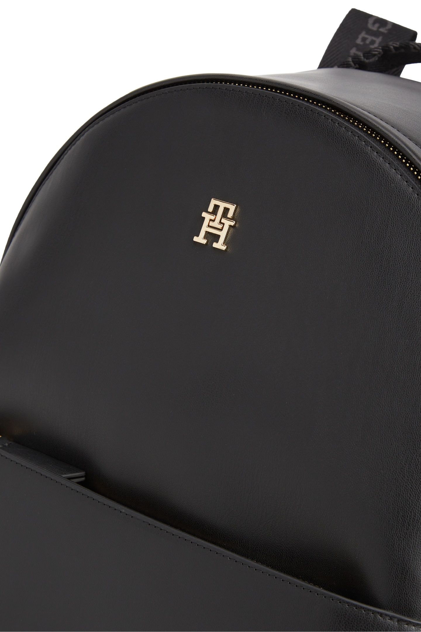 IM LATAM LOGO BACKPACK BLACK 5