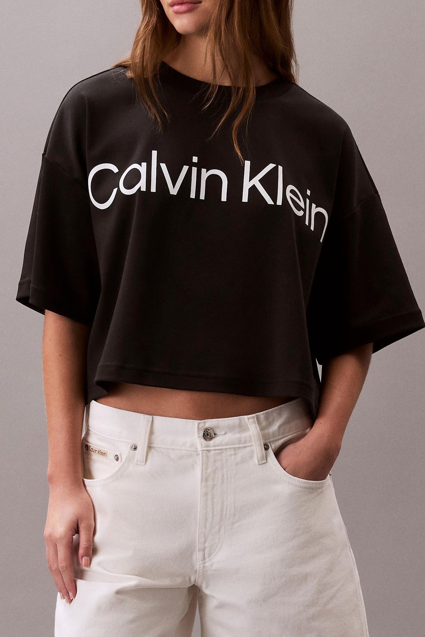 SS BOXY LOGO GRAPHIC TEE BLACK 1