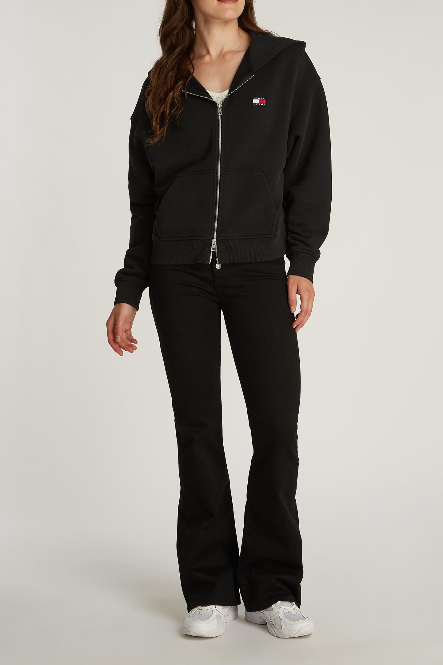 TJW BOXY BADGE ZIP BLACK 3