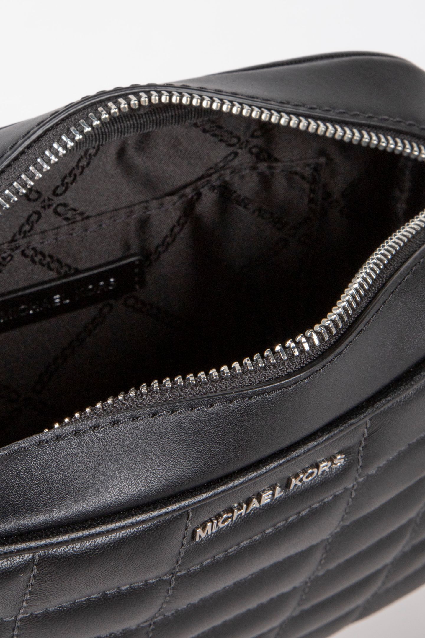 MEDIUM CAMERA BAG BLACK 5