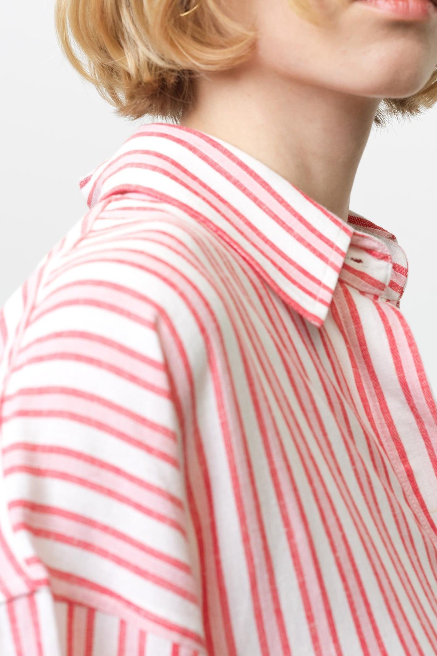 CHERYL LINEN BLEND POPOVER WATERMELON RED 3