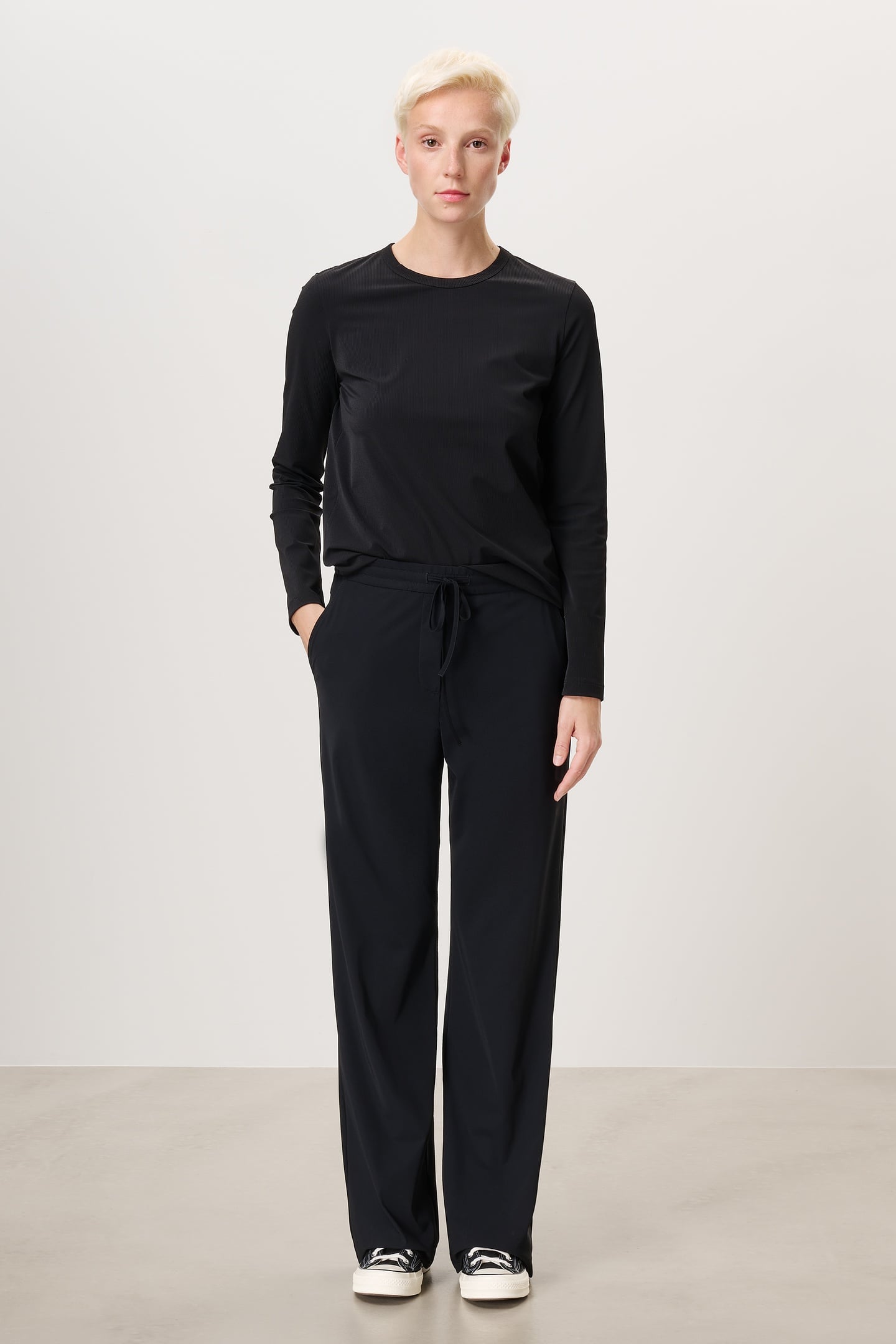 ARDA RIB TOP BLACK 1
