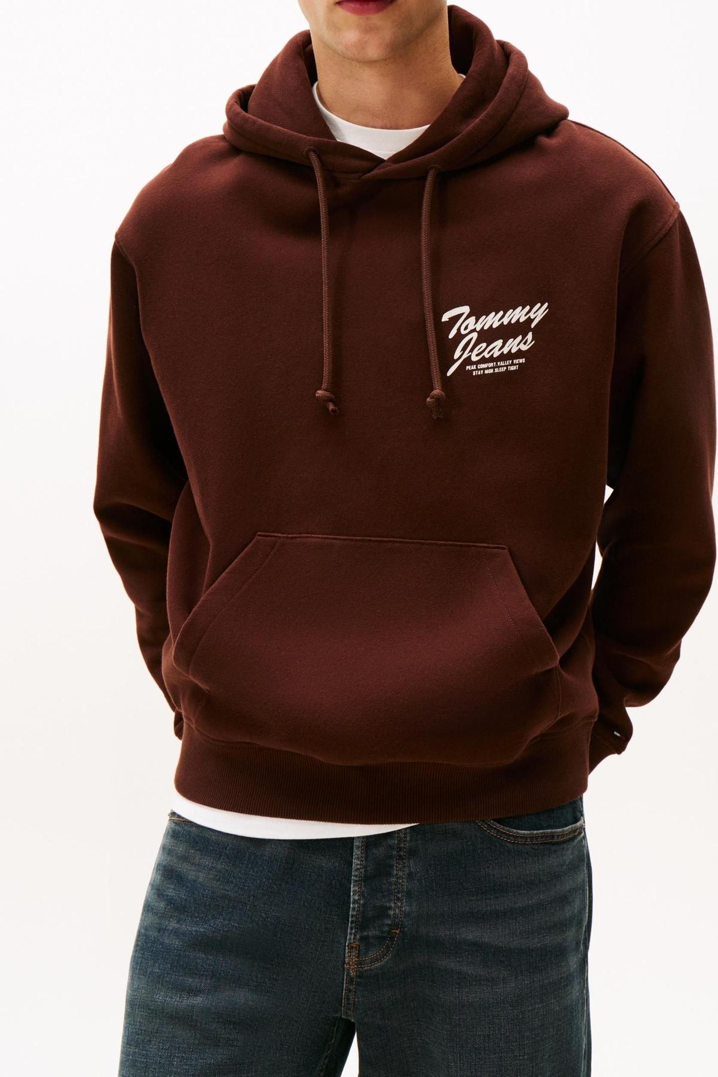 TJM RELAXED NOVELTY GRAPHIC RICH BROWN 1