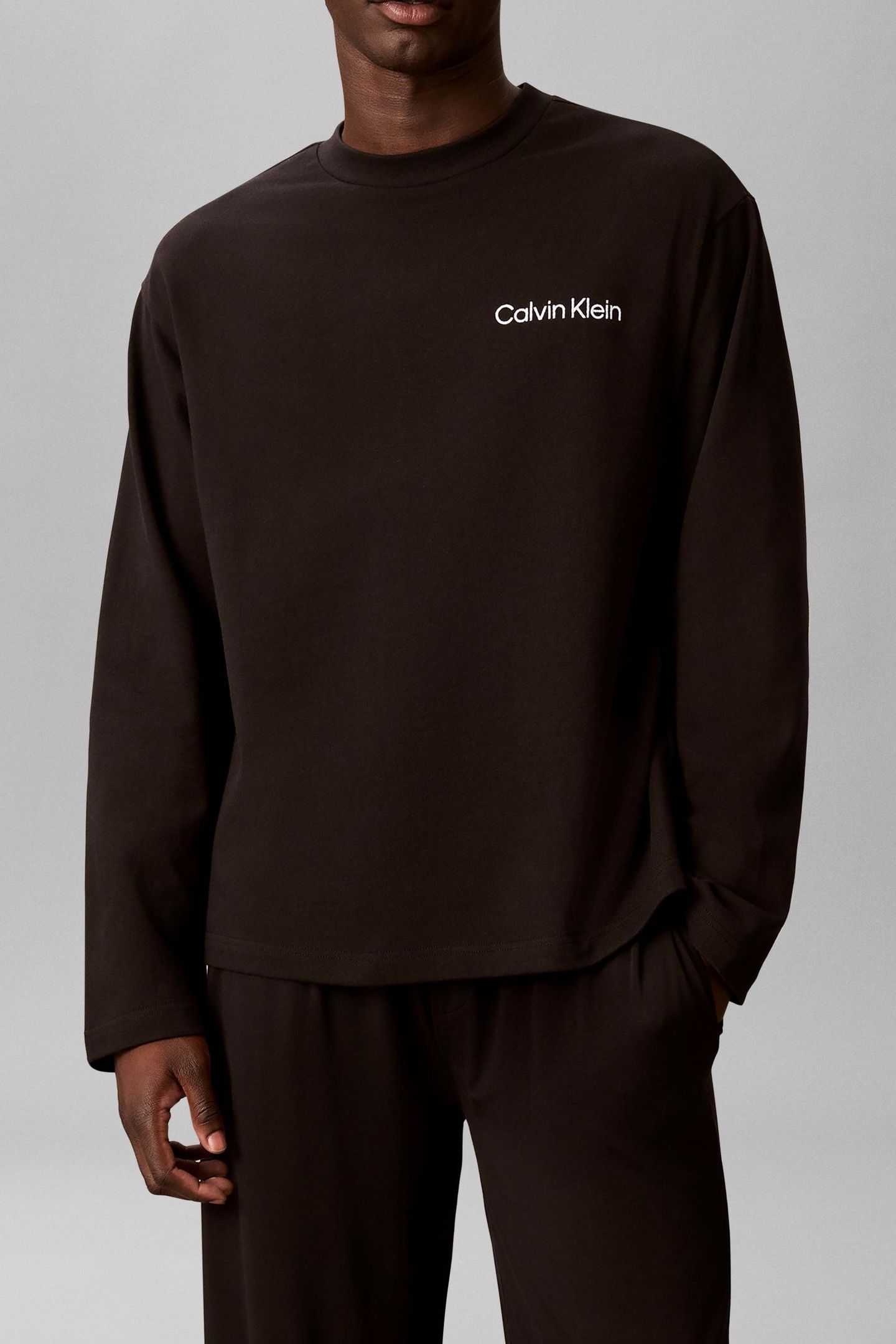 L/S CREW NECK BLACK 1