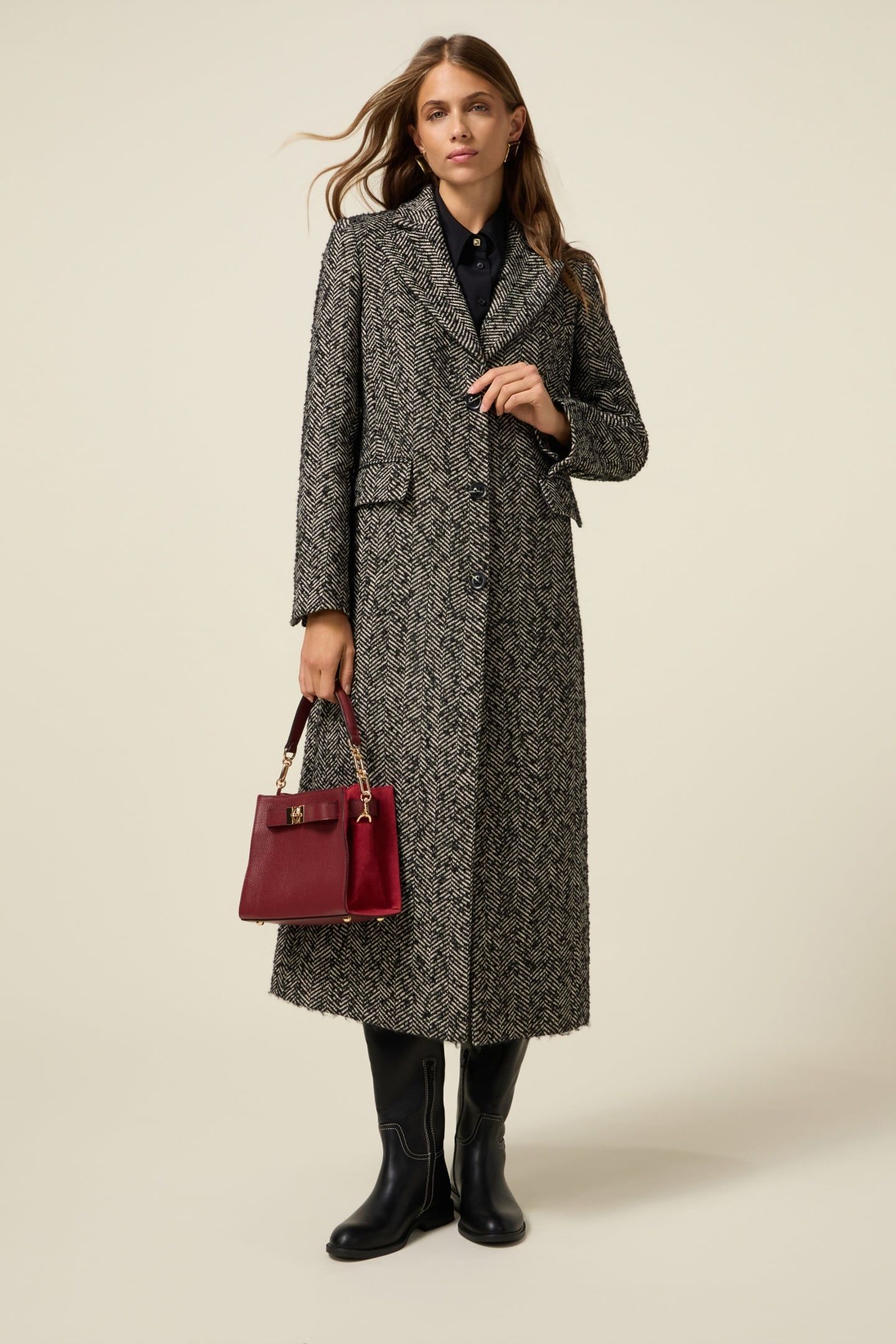 LONG HERRINGBONE COAT GREY 2
