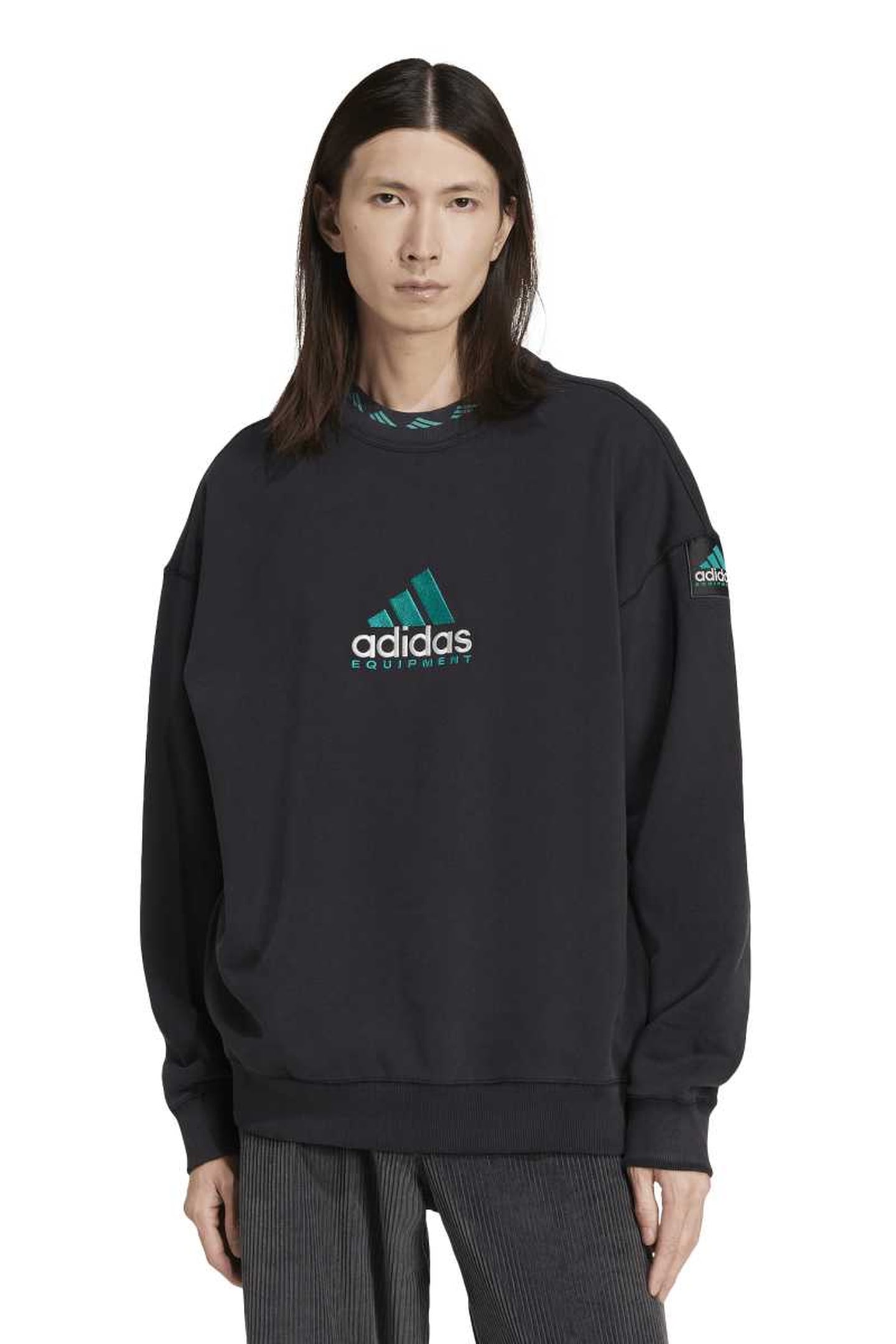 UNISEX EQT WASHED CREW BLACK 1