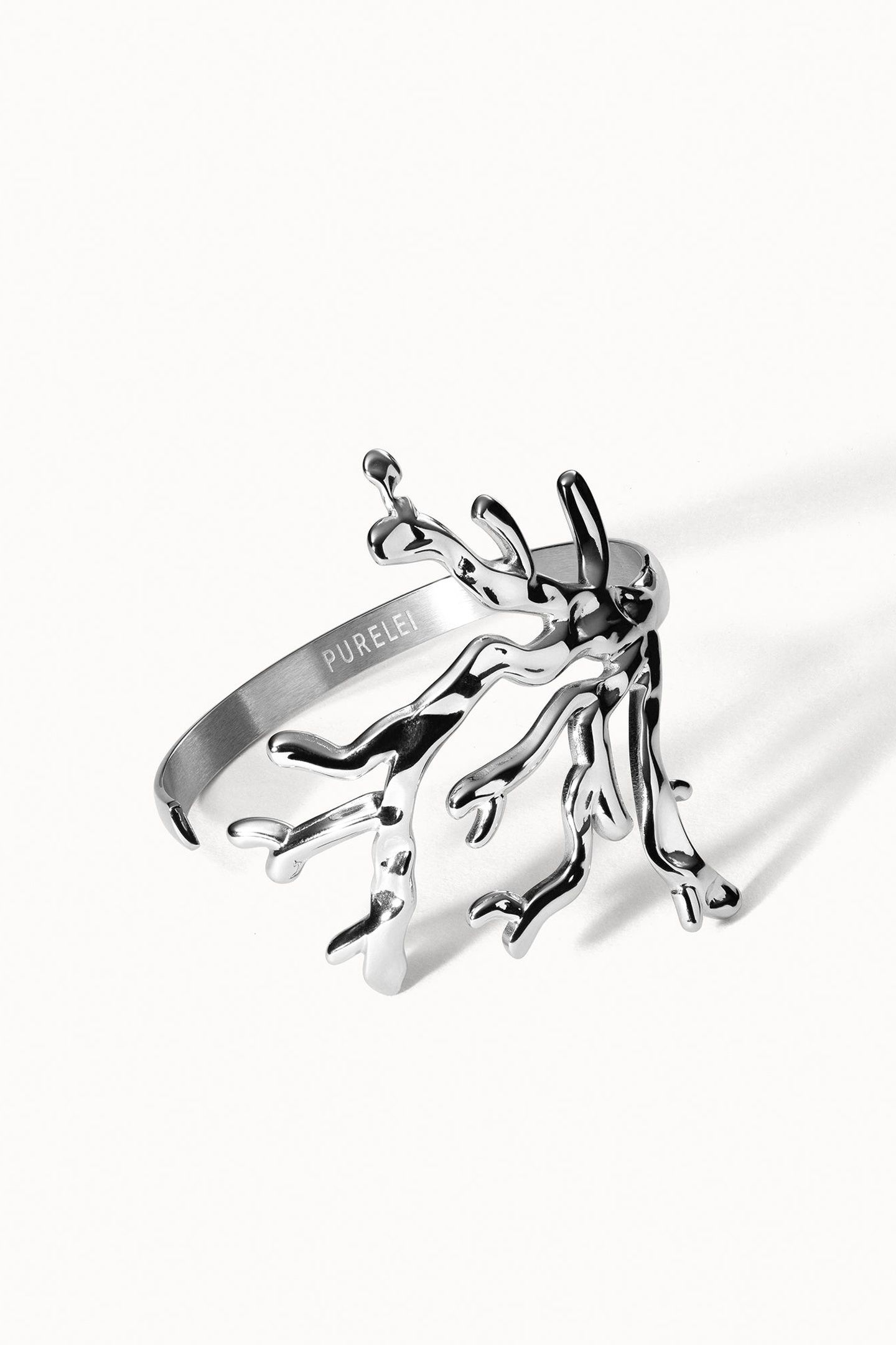 CORAL COVE ARMREIF SILVER 1