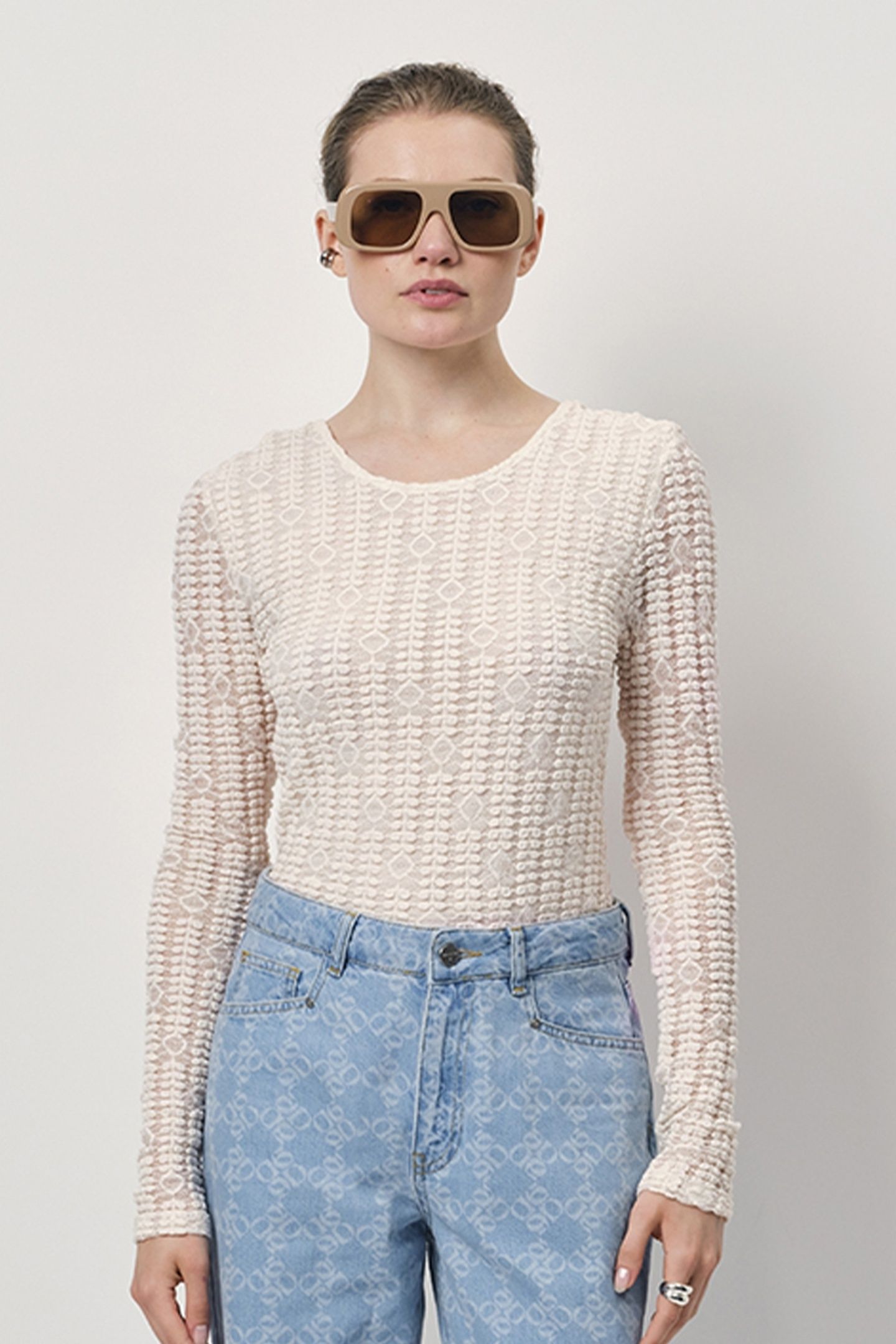 ELLIS LACE BACK DETAIL TOP BUTTER CREAM 2