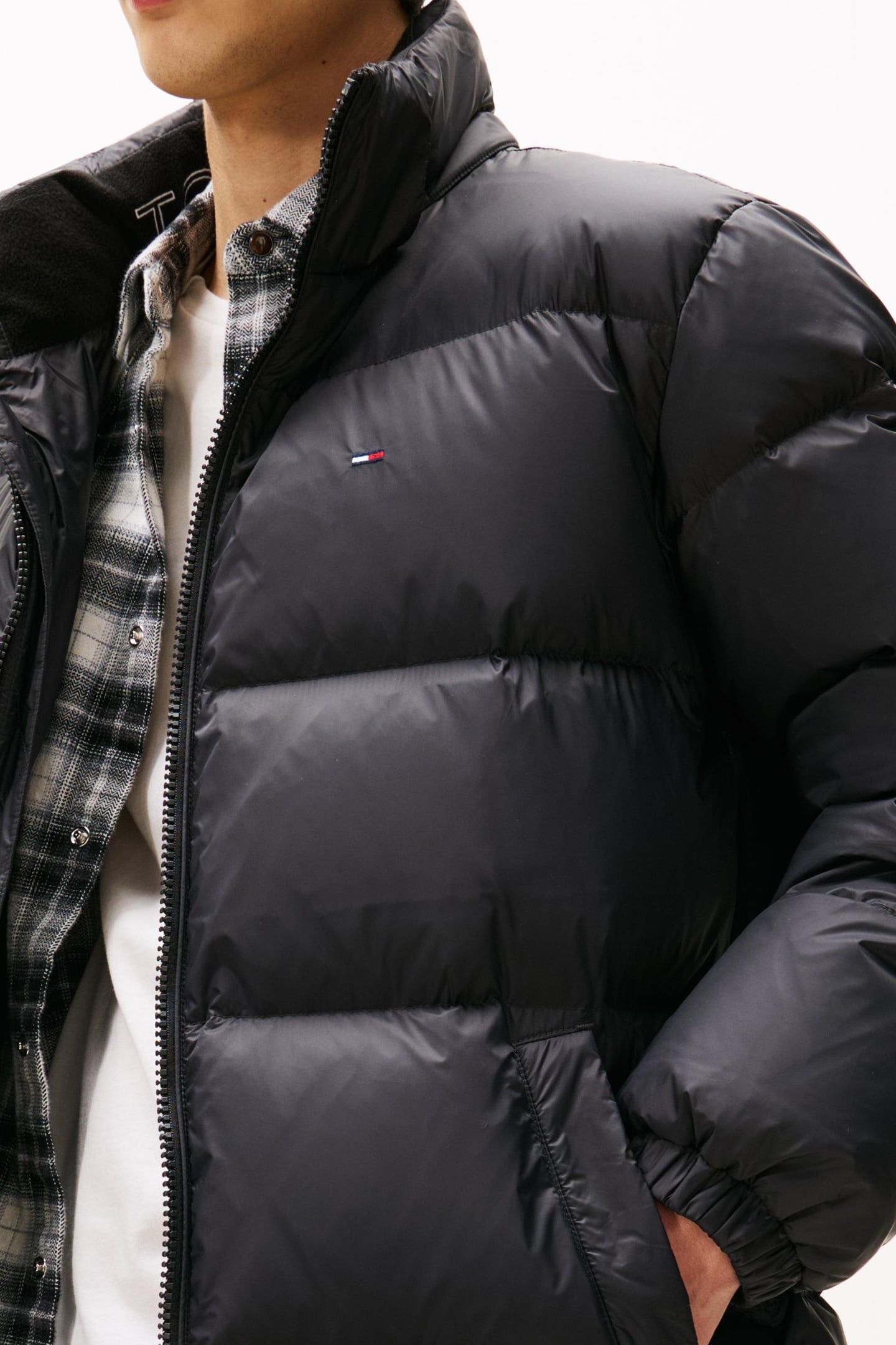 TJM ESSENTIAL DOWN PUFFER BLACK 6